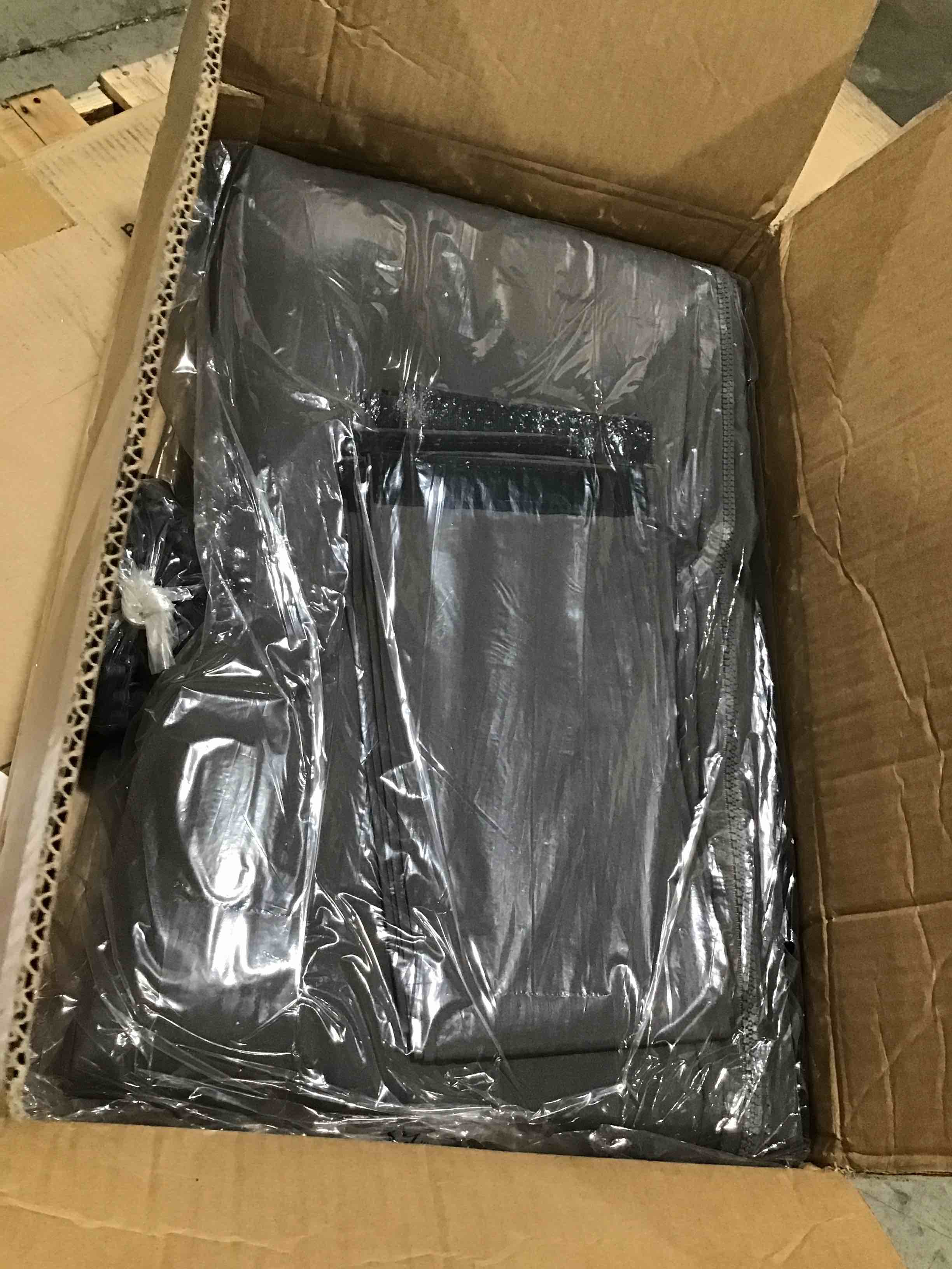 https://s3.amazonaws.com/lotting-images-prod/bidfta/RED5373040_1693245202369.jpeg