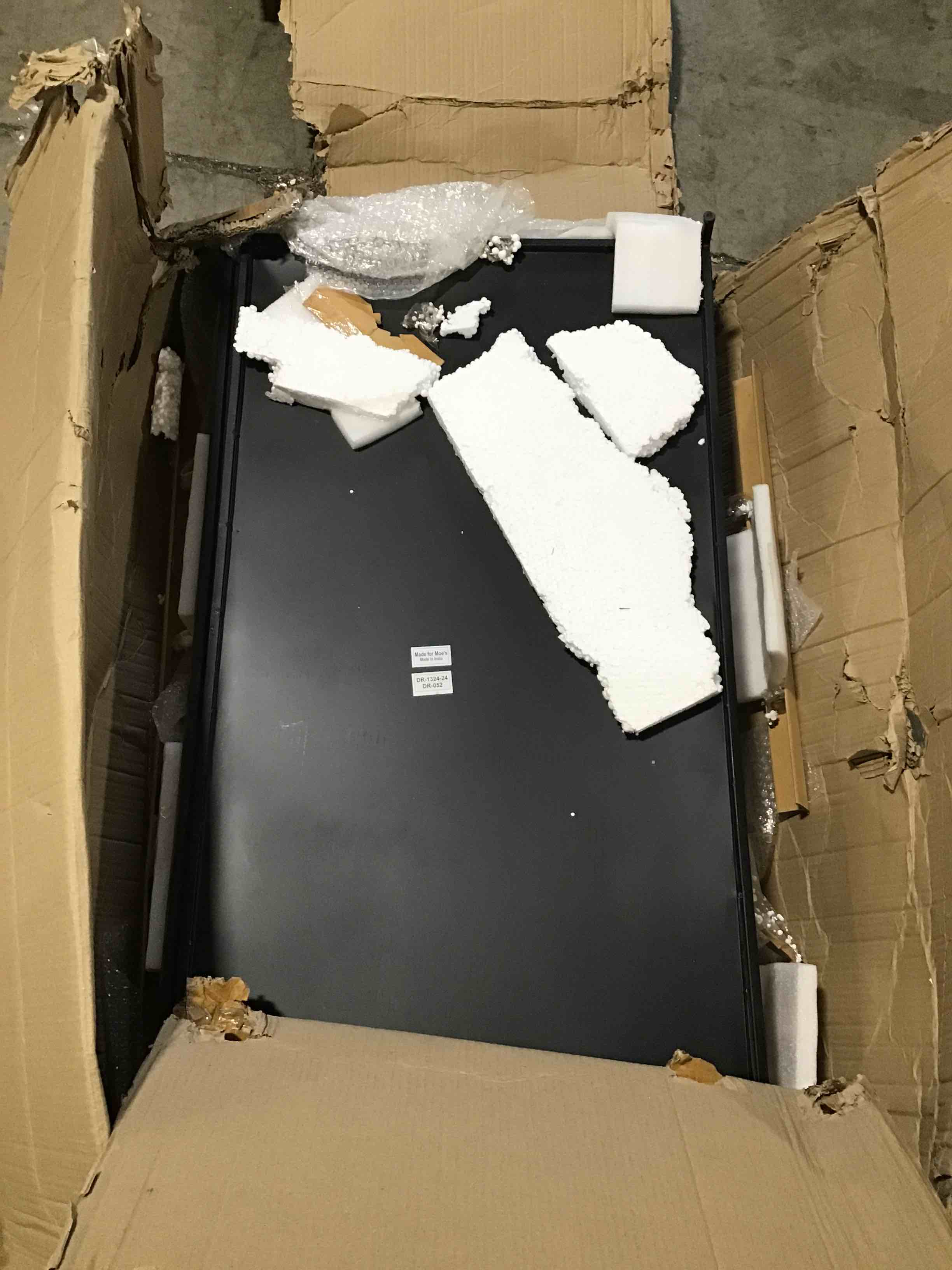 https://s3.amazonaws.com/lotting-images-prod/bidfta/RED5373124_1693333694510.jpeg