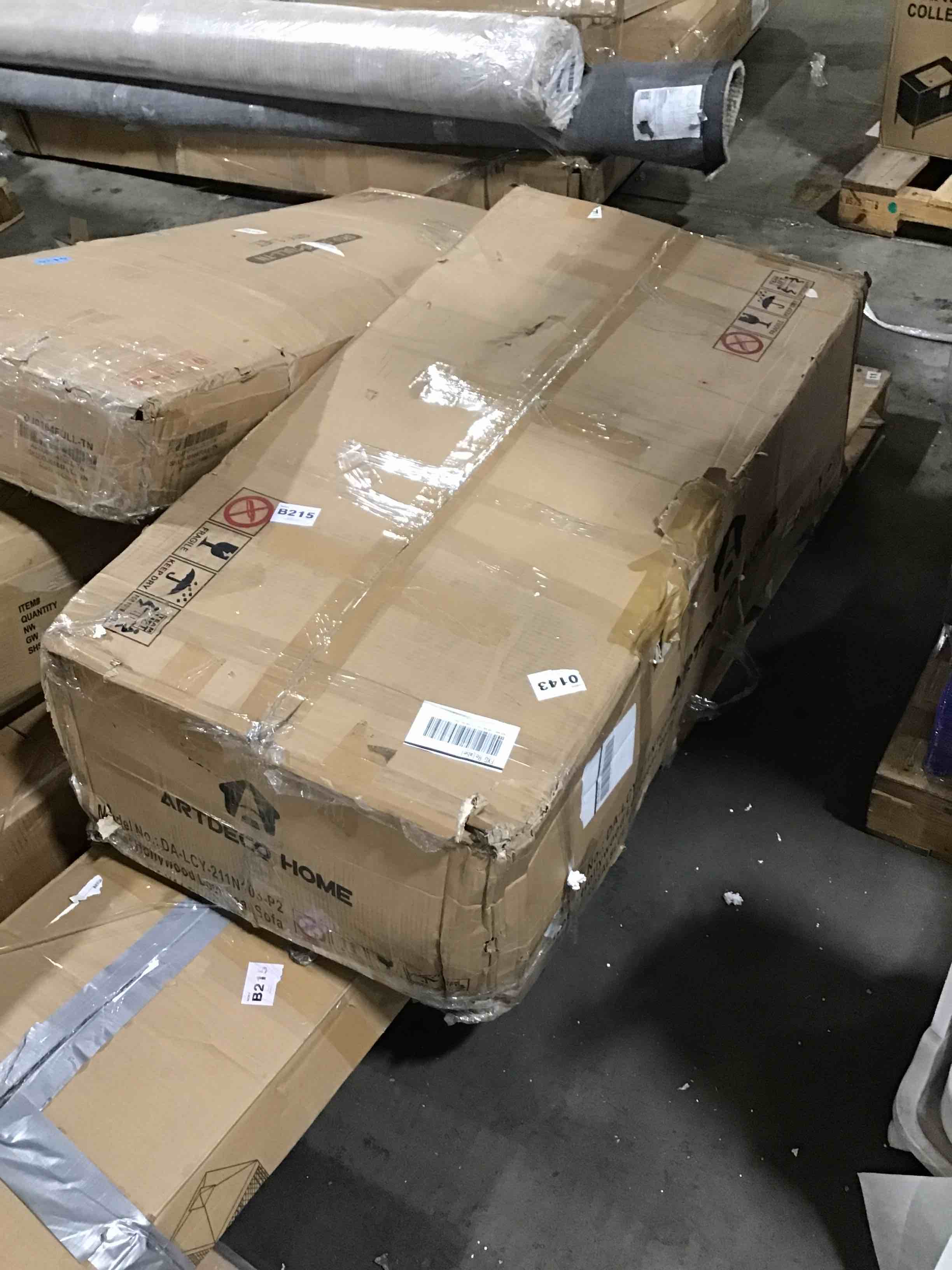 https://s3.amazonaws.com/lotting-images-prod/bidfta/RED5373250_1693488377855.jpeg
