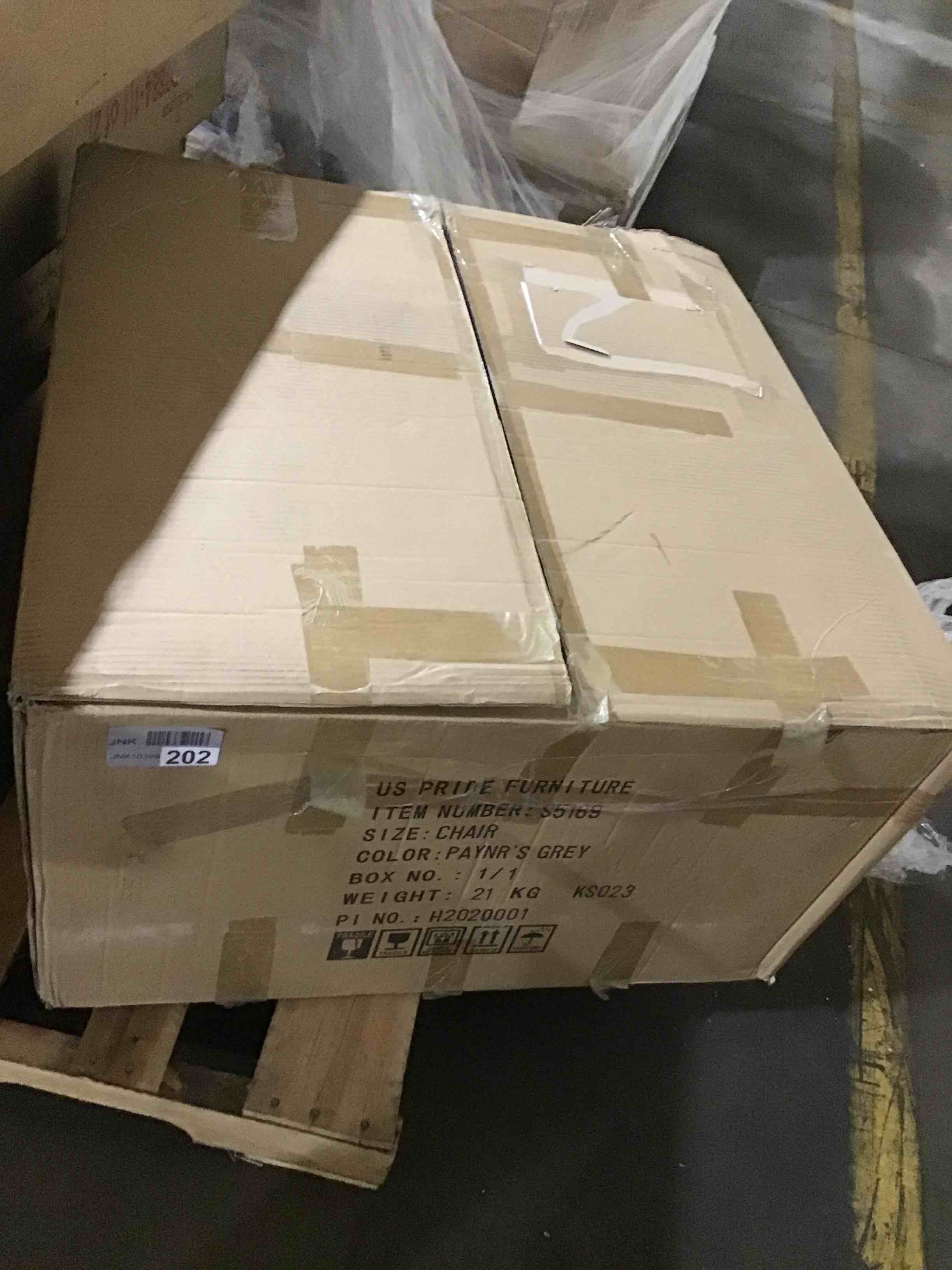 https://s3.amazonaws.com/lotting-images-prod/bidfta/RED5373613_1692887762482.jpeg