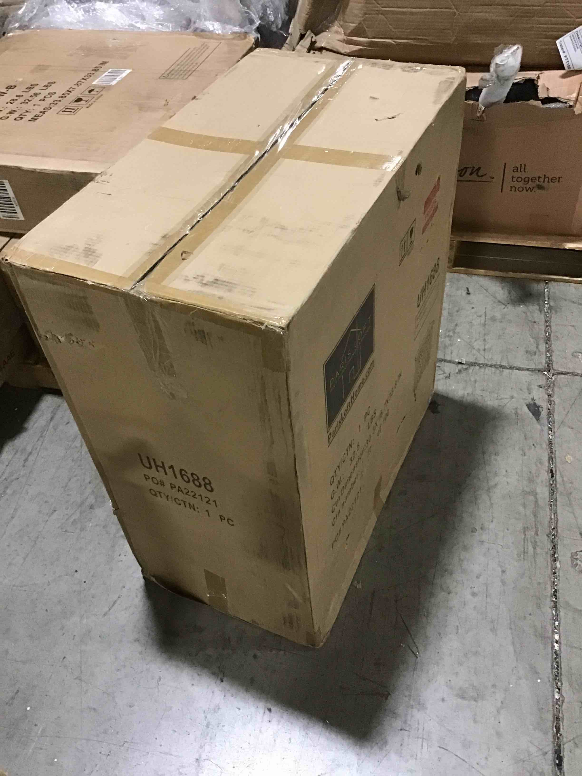 https://s3.amazonaws.com/lotting-images-prod/bidfta/RED5374589_1696275607073.jpeg