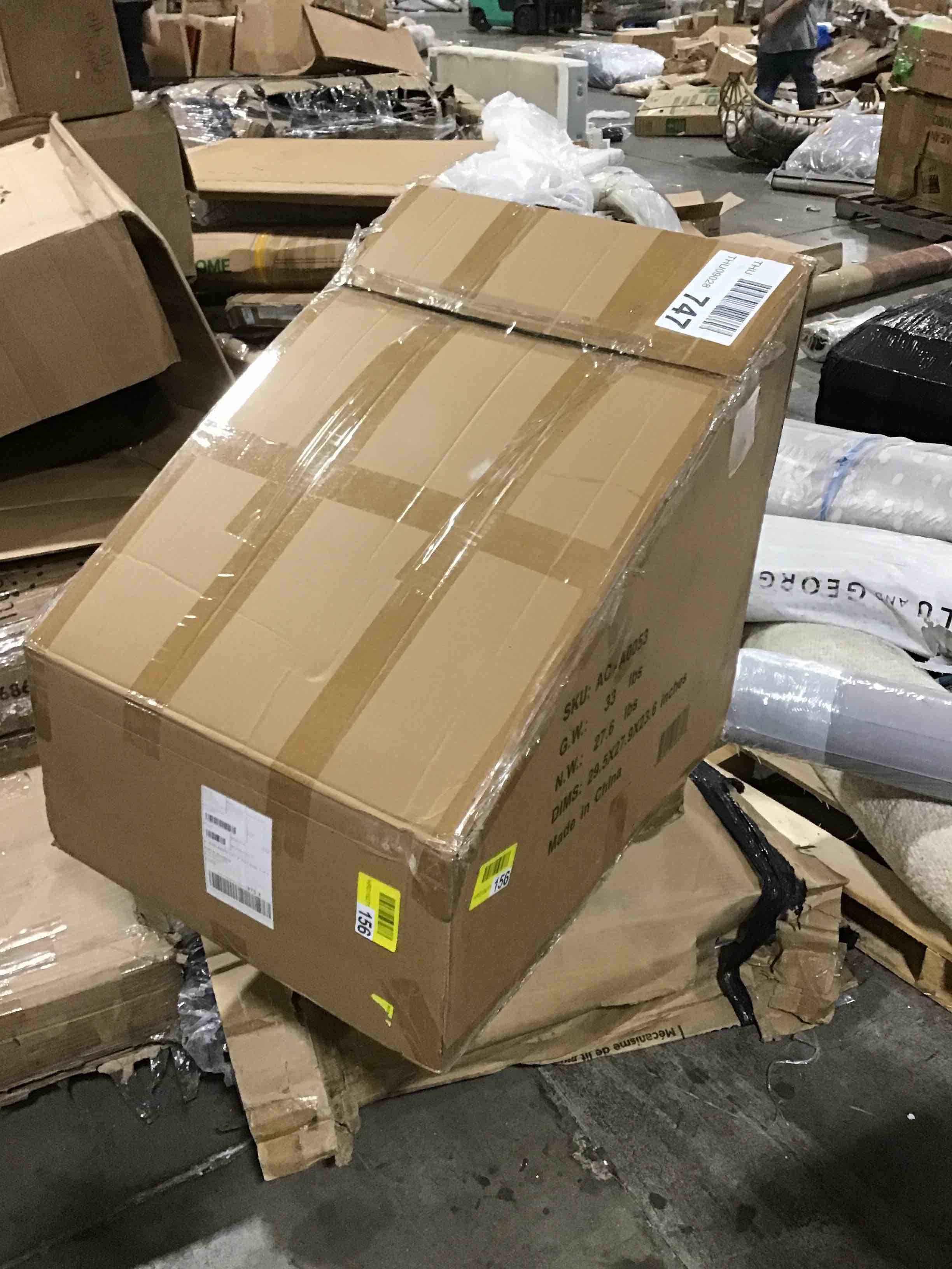 https://s3.amazonaws.com/lotting-images-prod/bidfta/RED5374757_1696613580834.jpeg
