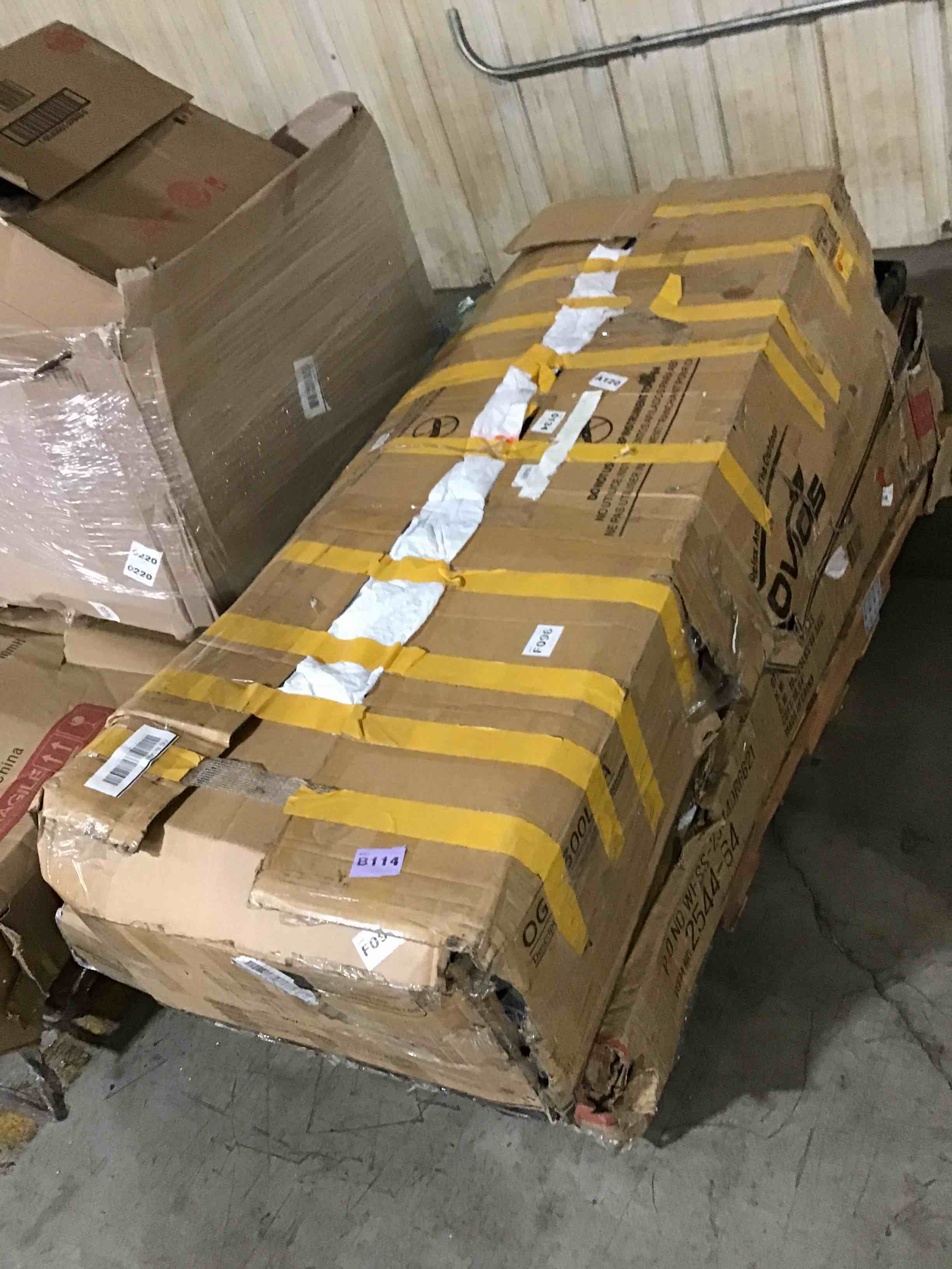 https://s3.amazonaws.com/lotting-images-prod/bidfta/RED5375924_1691768312039.jpeg