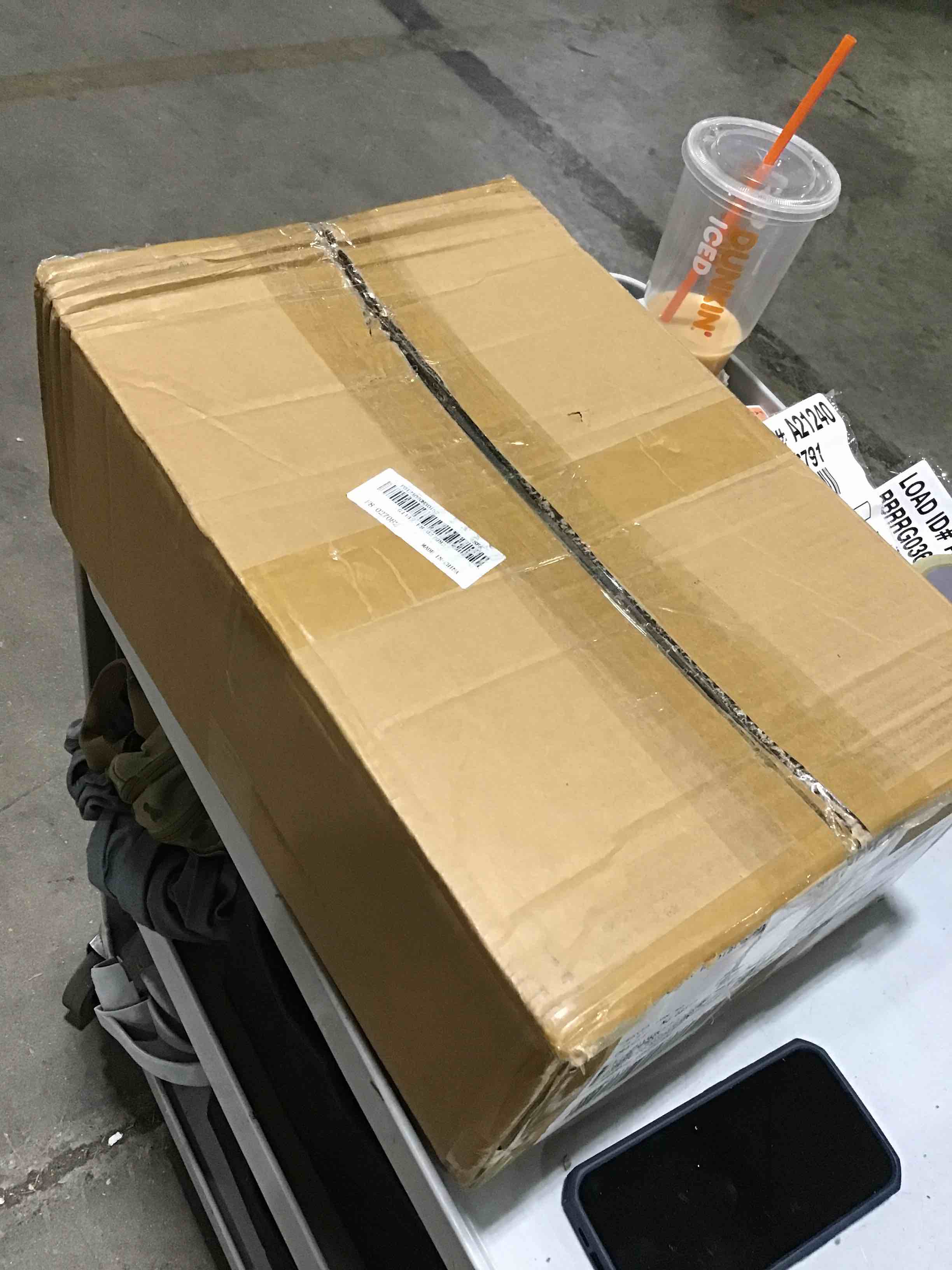 https://s3.amazonaws.com/lotting-images-prod/bidfta/RED5376250_1692643197695.jpeg