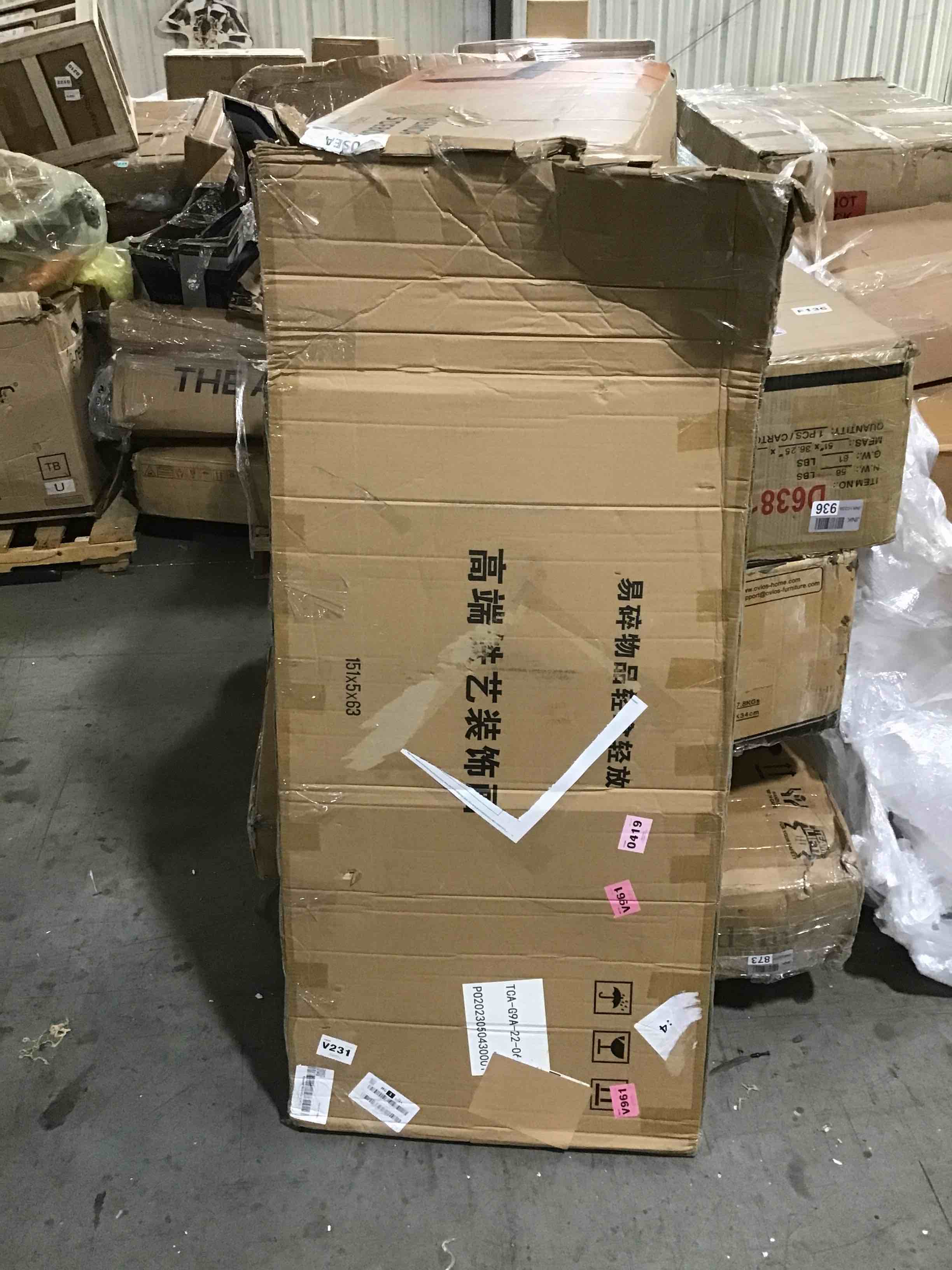 https://s3.amazonaws.com/lotting-images-prod/bidfta/RED5376910_1690393138207.jpeg