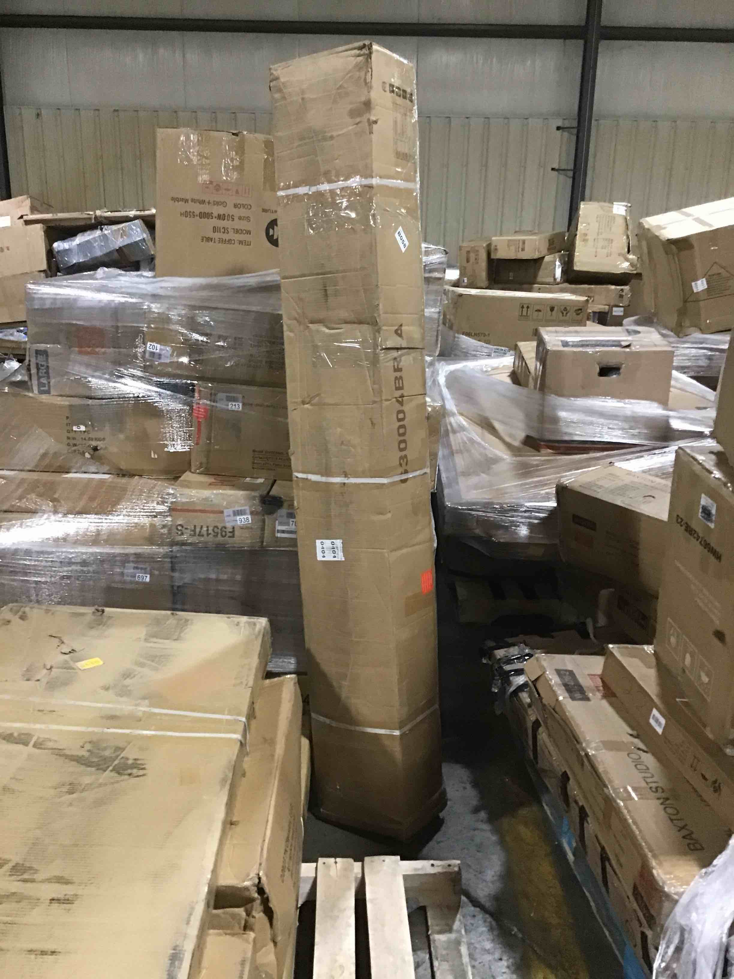https://s3.amazonaws.com/lotting-images-prod/bidfta/RED5377316_1691171705833.jpeg