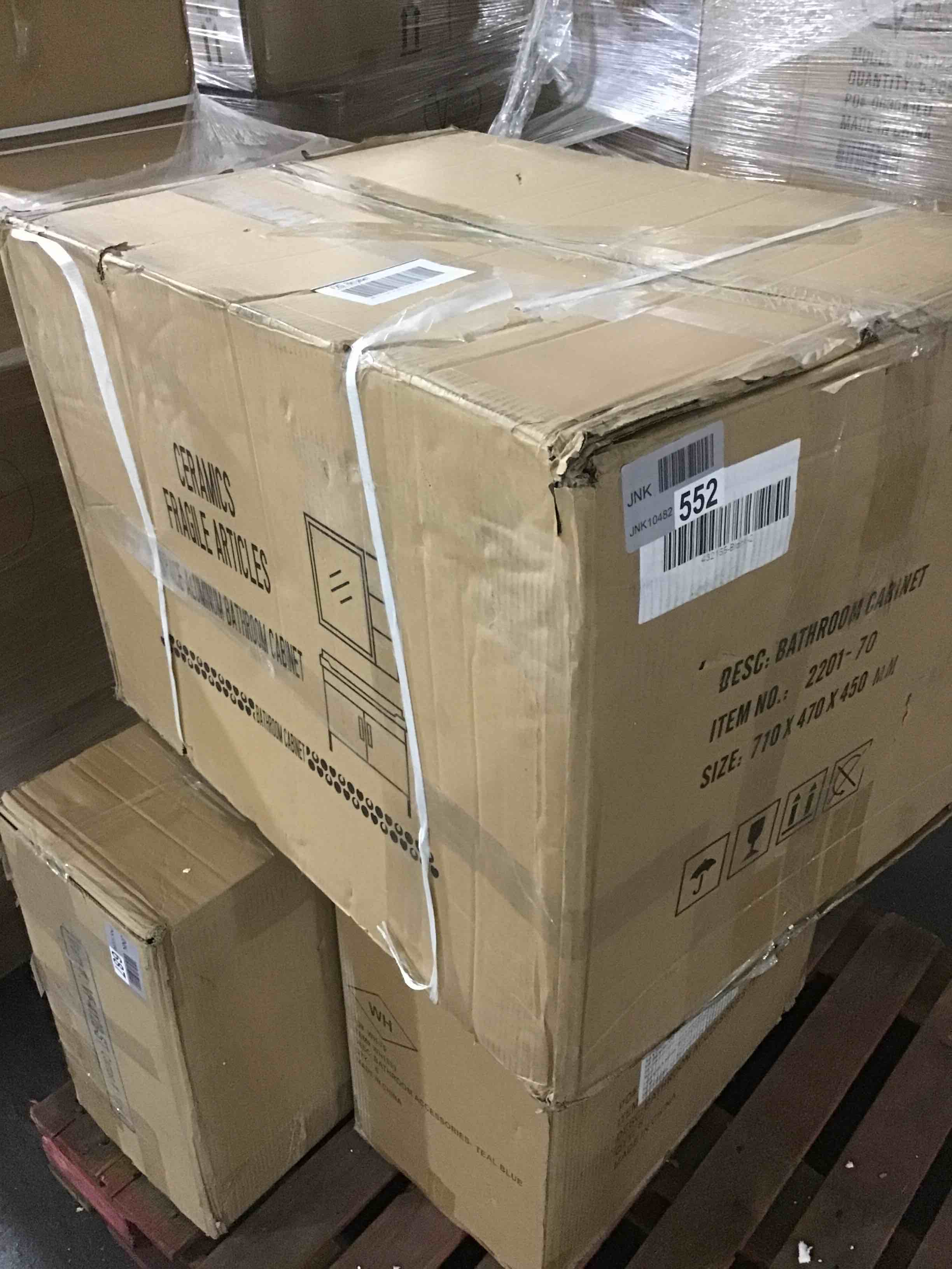 https://s3.amazonaws.com/lotting-images-prod/bidfta/RED5377803_1692205389741.jpeg