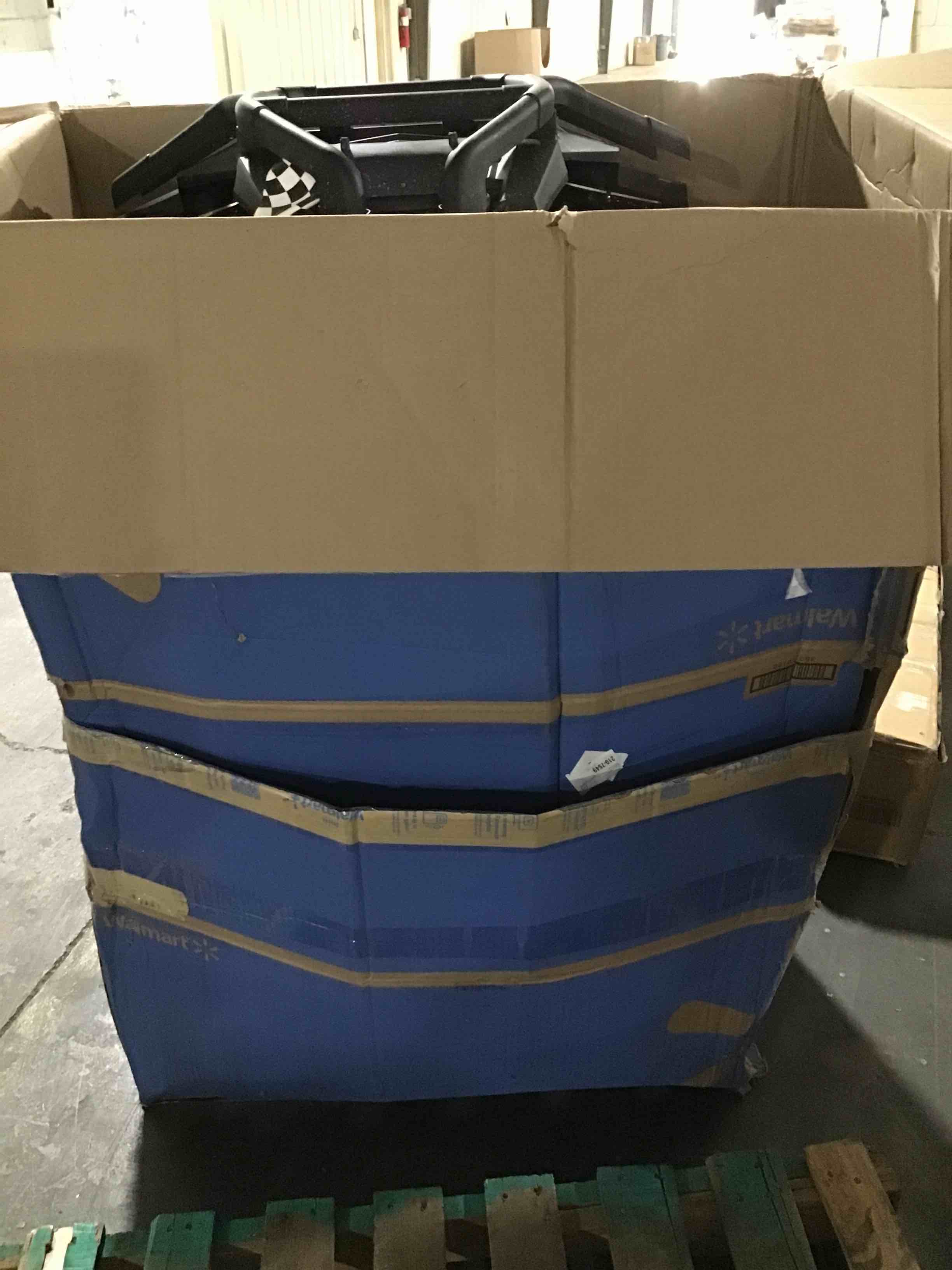 https://s3.amazonaws.com/lotting-images-prod/bidfta/RED5378725_1692282657628.jpeg