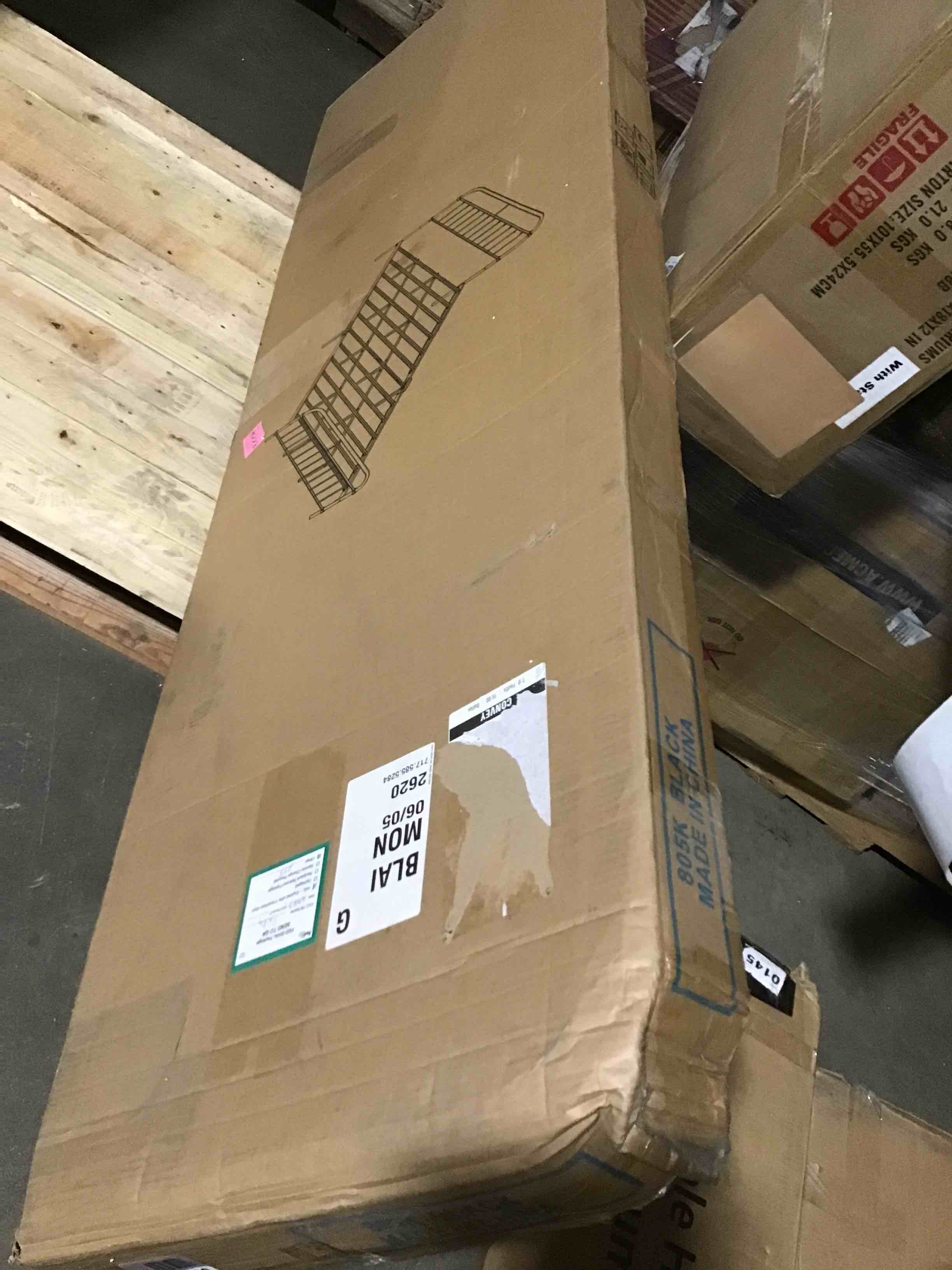 https://s3.amazonaws.com/lotting-images-prod/bidfta/RED5379328_1693576265282.jpeg