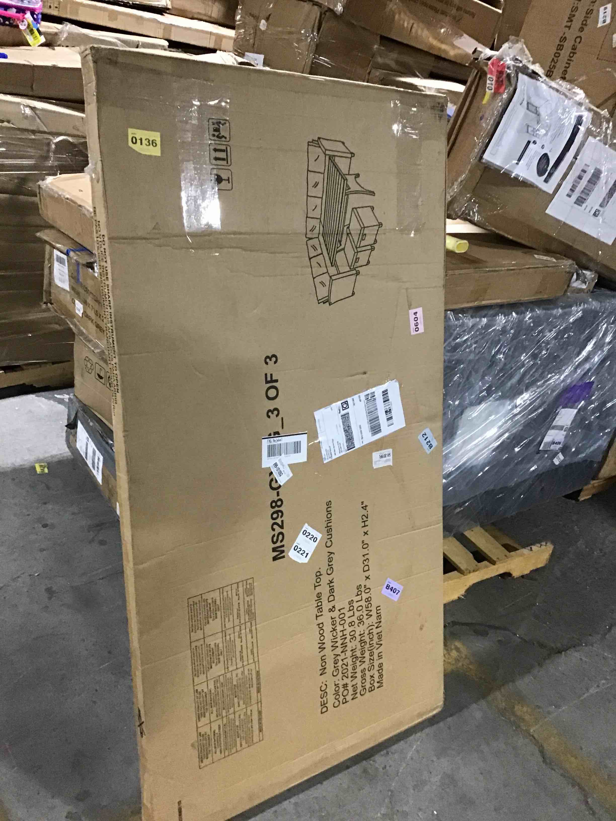 https://s3.amazonaws.com/lotting-images-prod/bidfta/RED5379780_1690384992969.jpeg