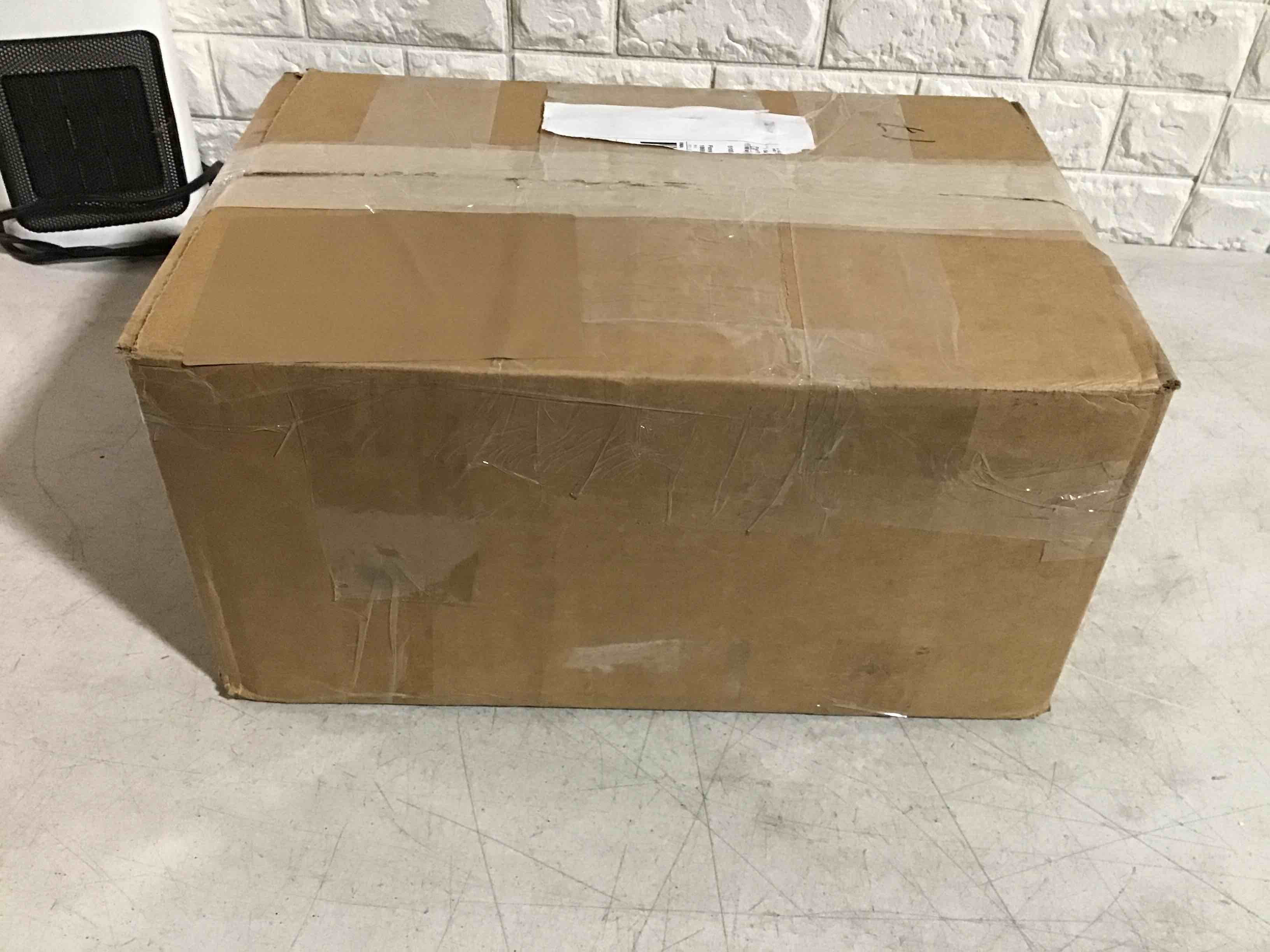 https://s3.amazonaws.com/lotting-images-prod/bidfta/RED5380753_1691508783133.jpeg