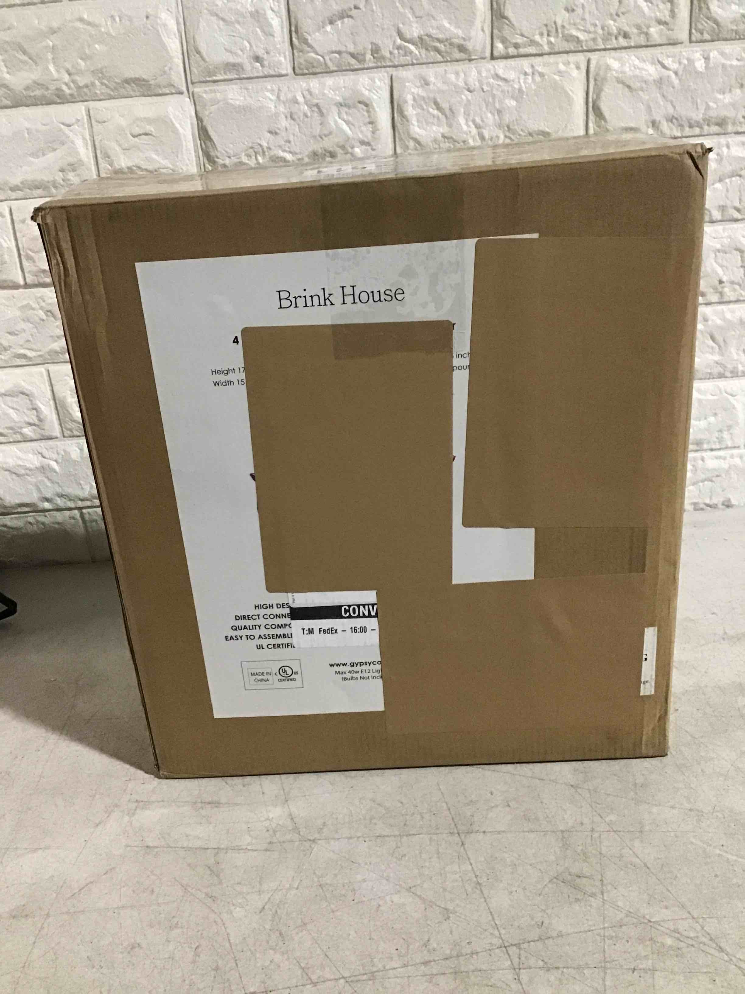 https://s3.amazonaws.com/lotting-images-prod/bidfta/RED5380755_1691509262365.jpeg