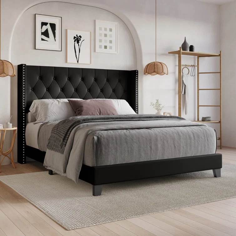 Aireanna Upholstered Bed (King)