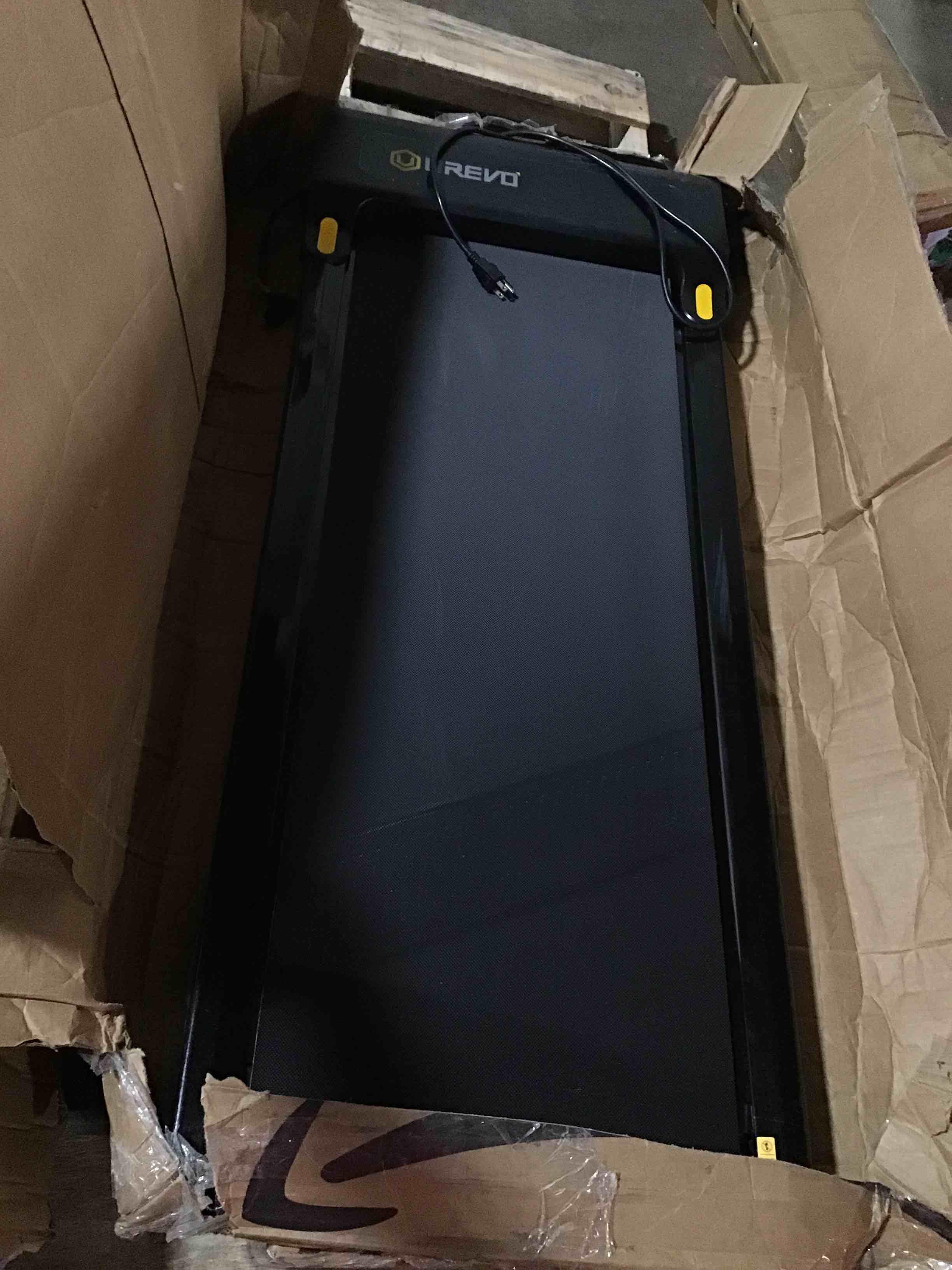 https://s3.amazonaws.com/lotting-images-prod/bidfta/RED5383219_1696426079006.jpeg