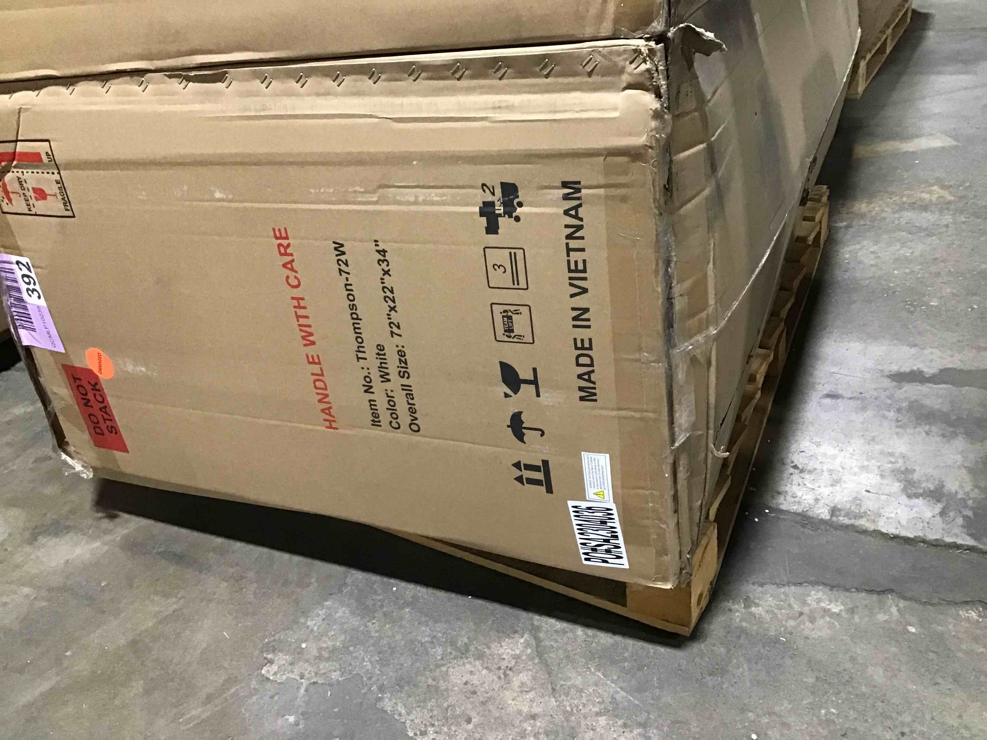 https://s3.amazonaws.com/lotting-images-prod/bidfta/RED5383436_1696606106510.jpeg