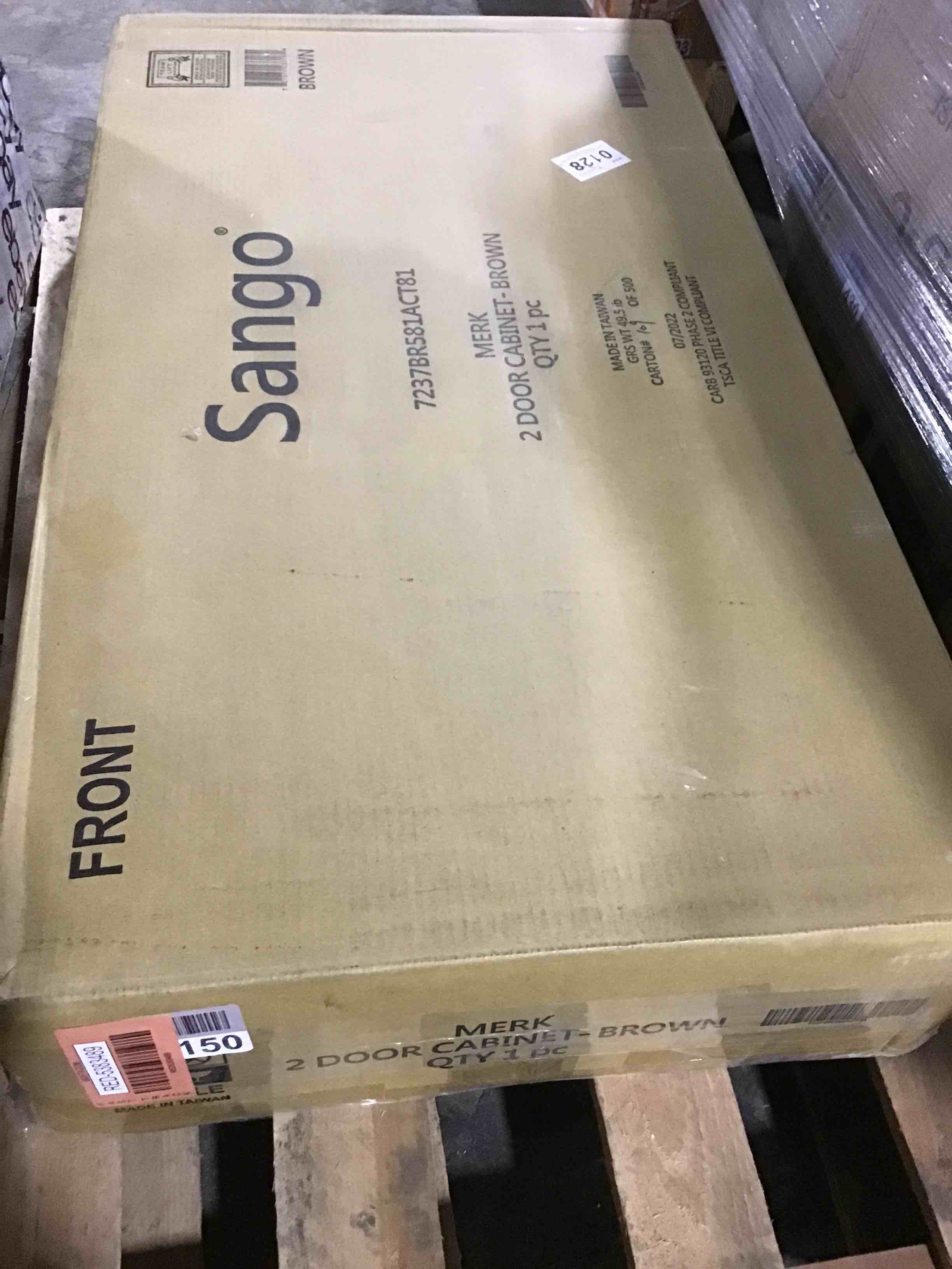 https://s3.amazonaws.com/lotting-images-prod/bidfta/RED5383489_1696684540842.jpeg
