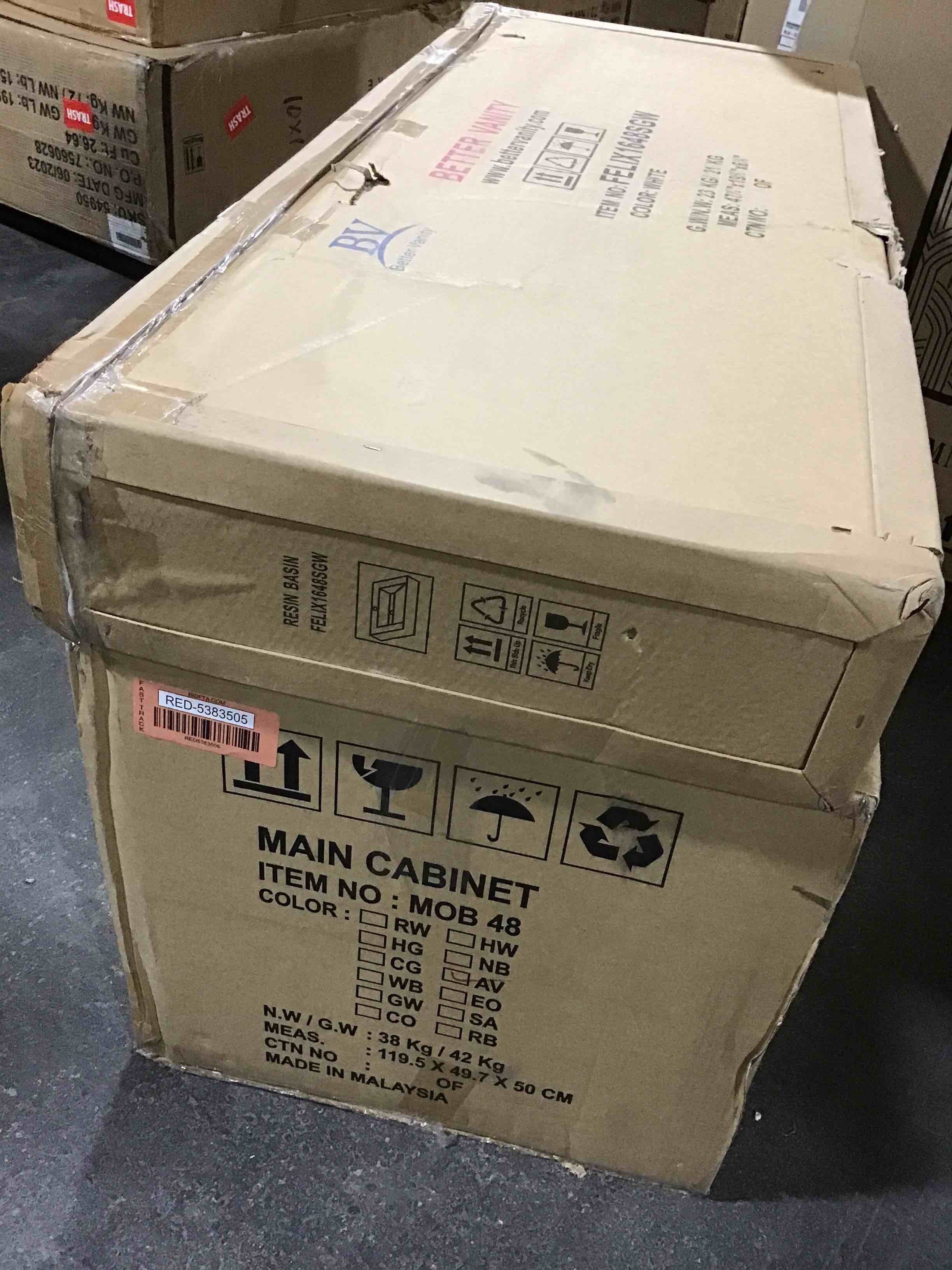 https://s3.amazonaws.com/lotting-images-prod/bidfta/RED5383505_1696698277206.jpeg