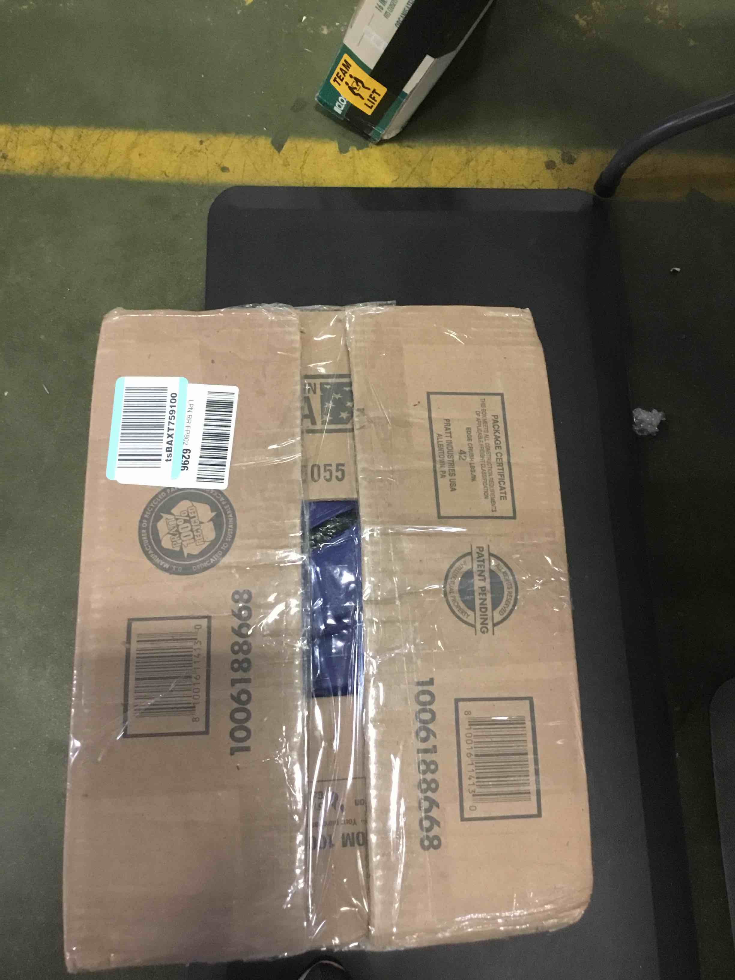 https://s3.amazonaws.com/lotting-images-prod/bidfta/RED5384748_1690455180252.jpeg
