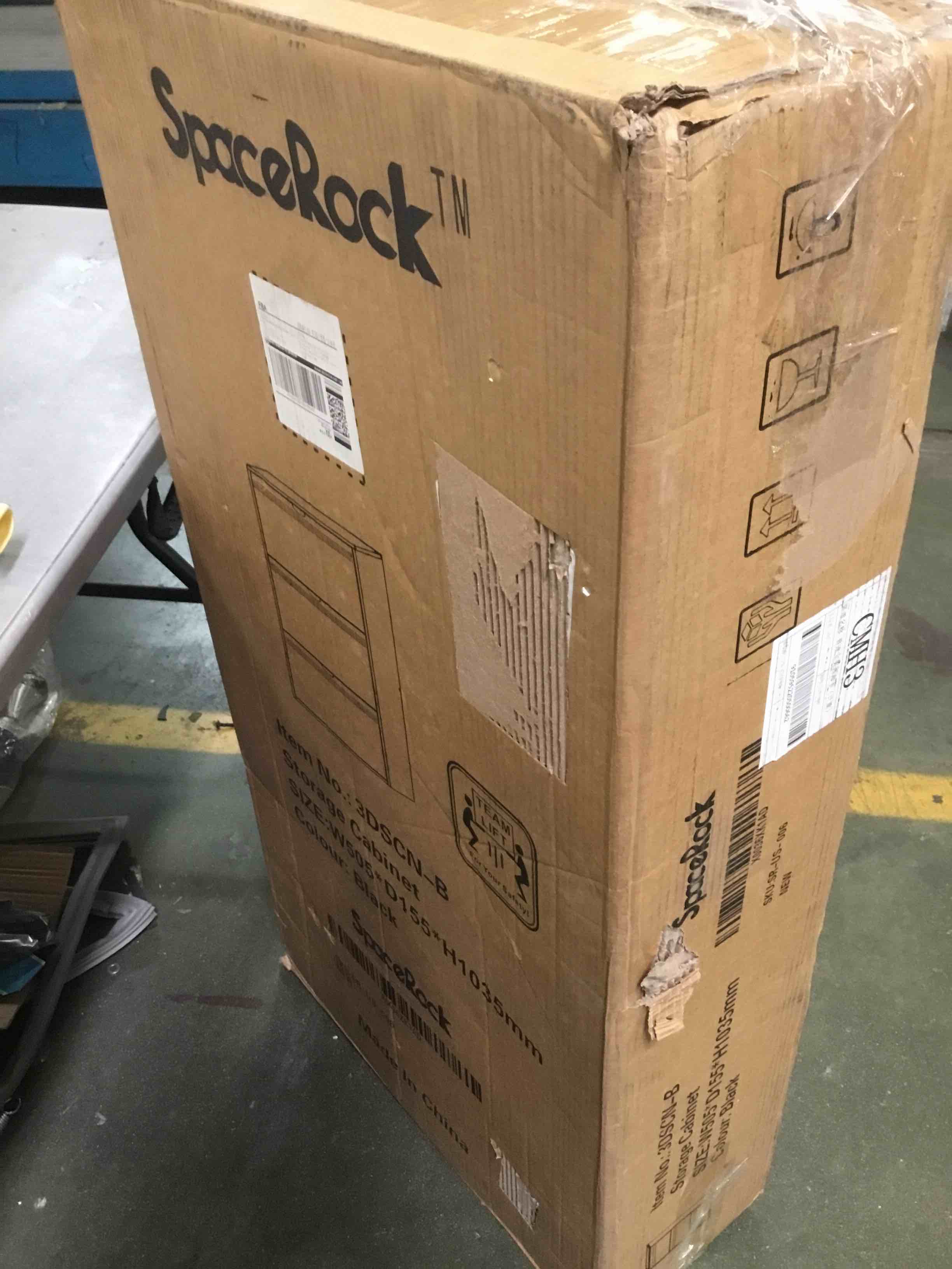 https://s3.amazonaws.com/lotting-images-prod/bidfta/RED5385063_1691769359135.jpeg