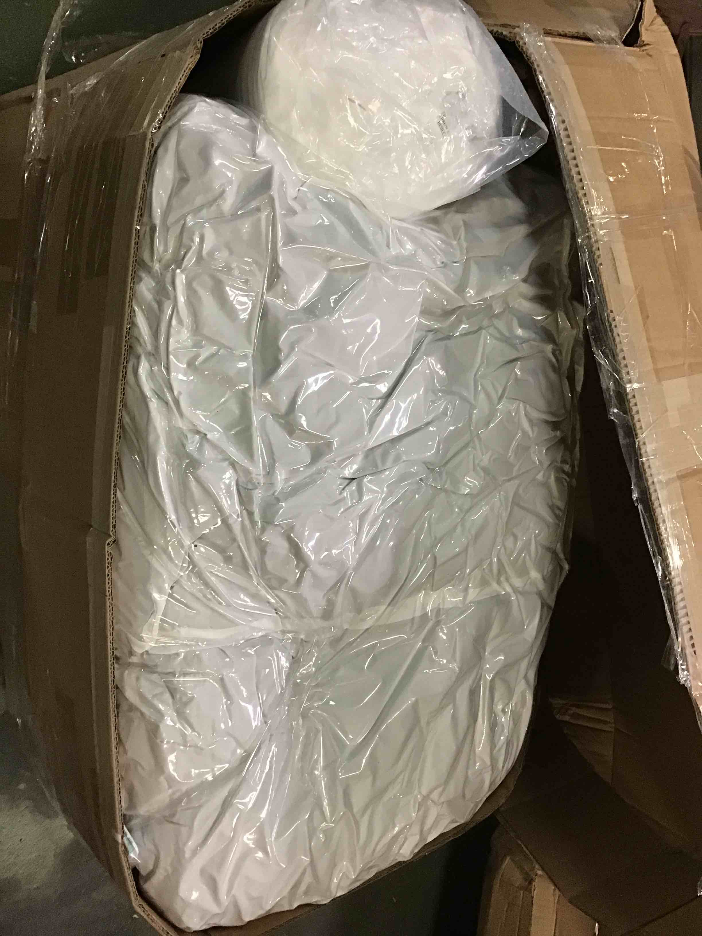 https://s3.amazonaws.com/lotting-images-prod/bidfta/RED5385146_1692279730087.jpeg
