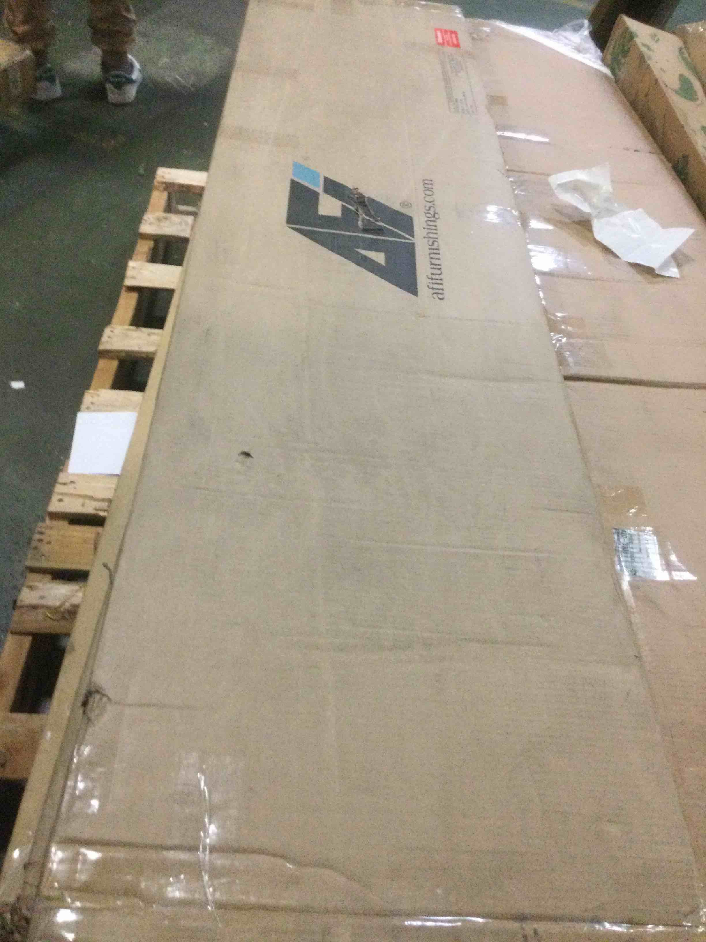 https://s3.amazonaws.com/lotting-images-prod/bidfta/RED5385318_1692876493036.jpeg
