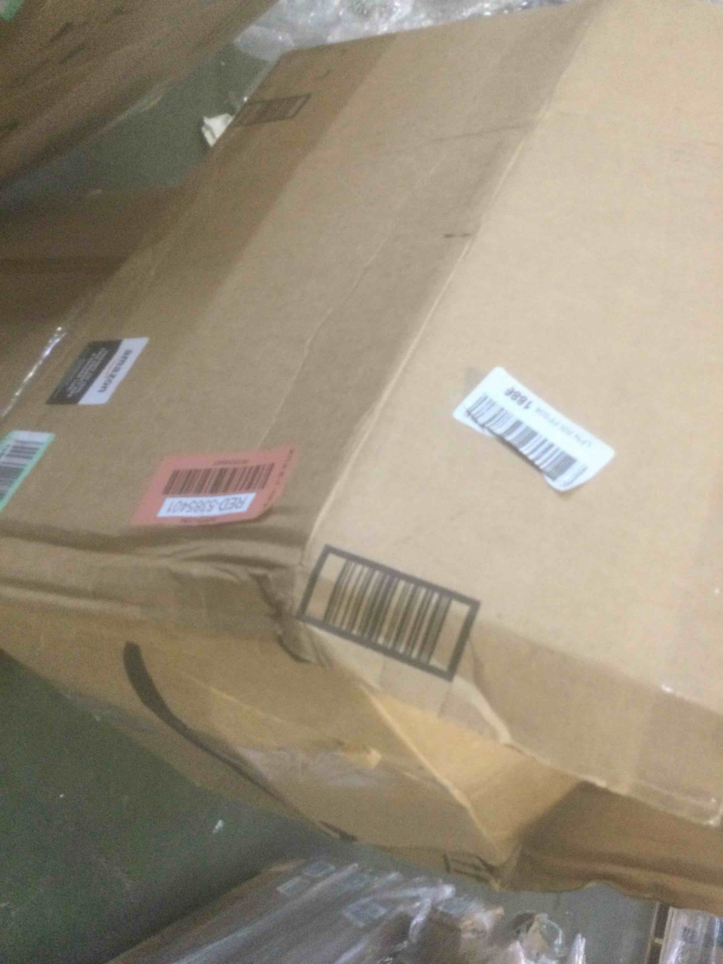https://s3.amazonaws.com/lotting-images-prod/bidfta/RED5385401_1692891679543.jpeg