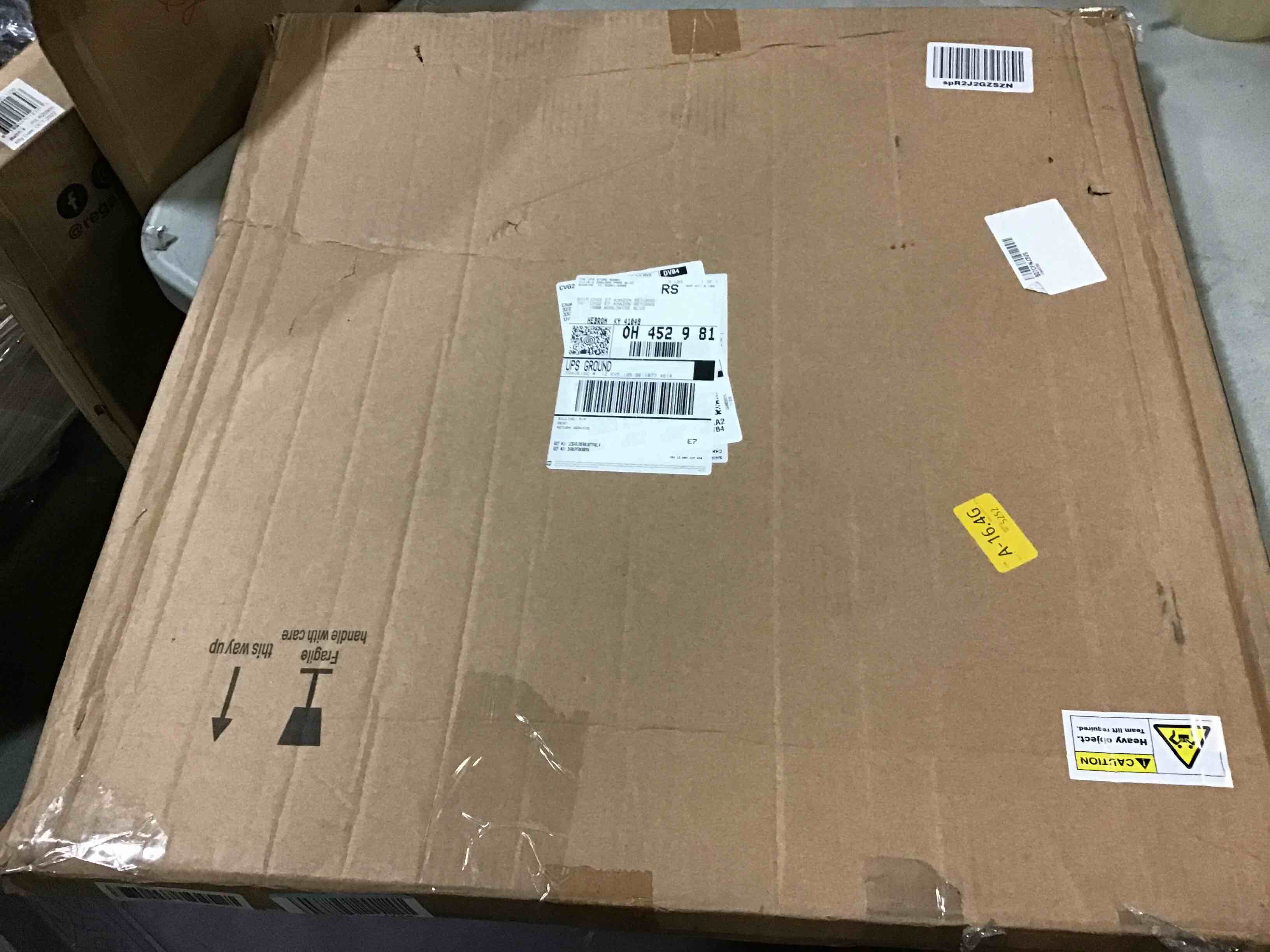 https://s3.amazonaws.com/lotting-images-prod/bidfta/RED5385572_1689079428709.jpeg