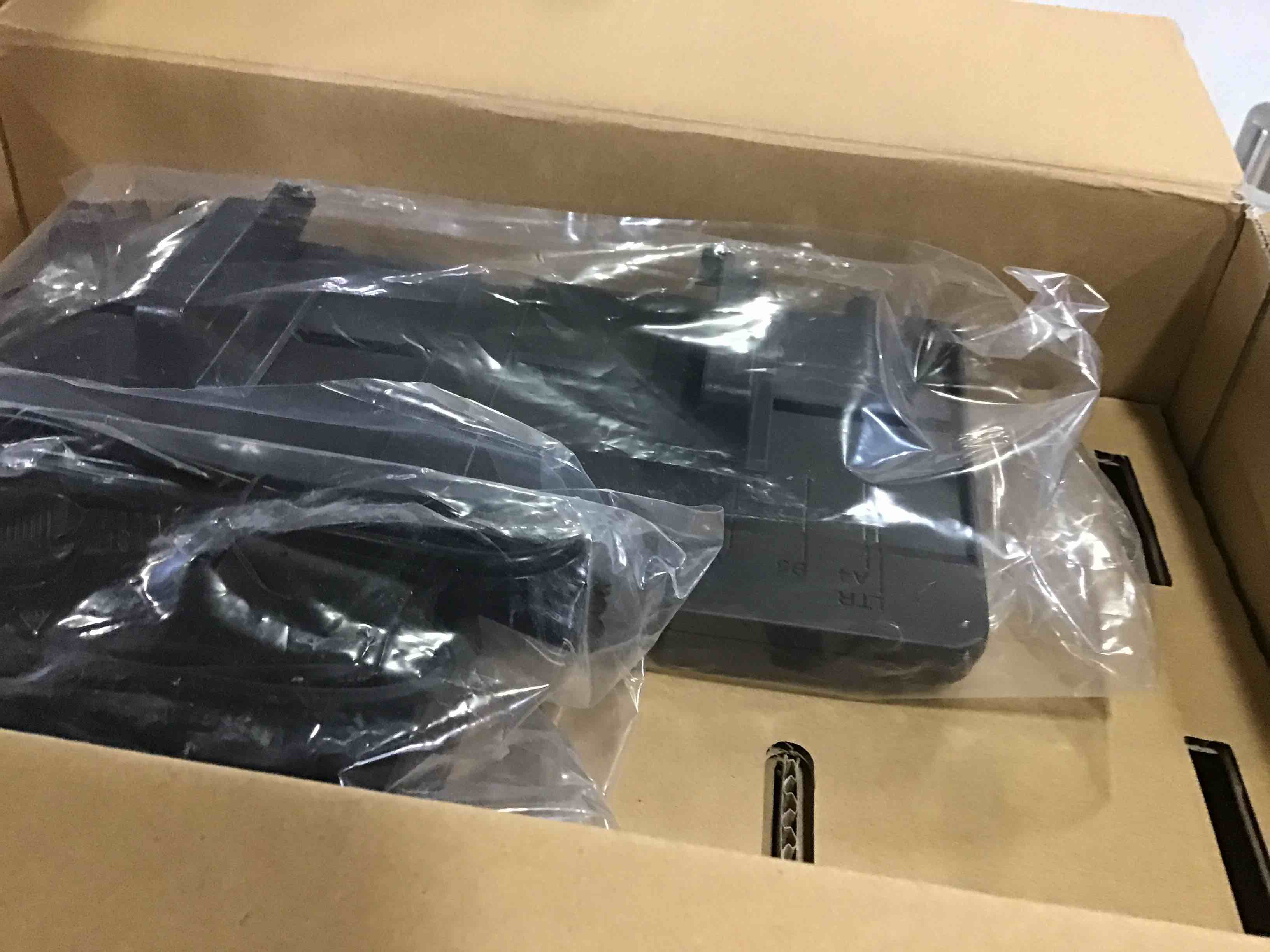 https://s3.amazonaws.com/lotting-images-prod/bidfta/RED5386088_1689340771000.jpeg