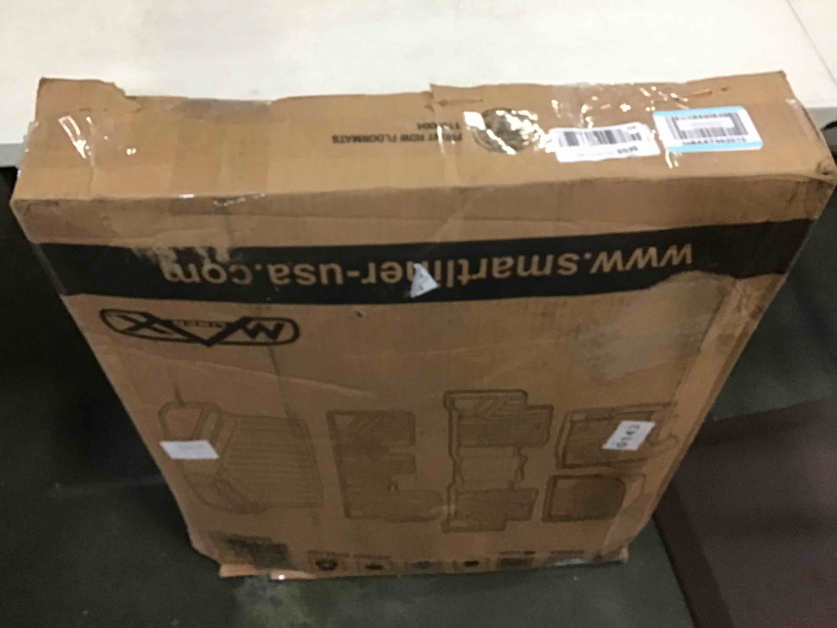https://s3.amazonaws.com/lotting-images-prod/bidfta/RED5386117_1689346704889.jpeg