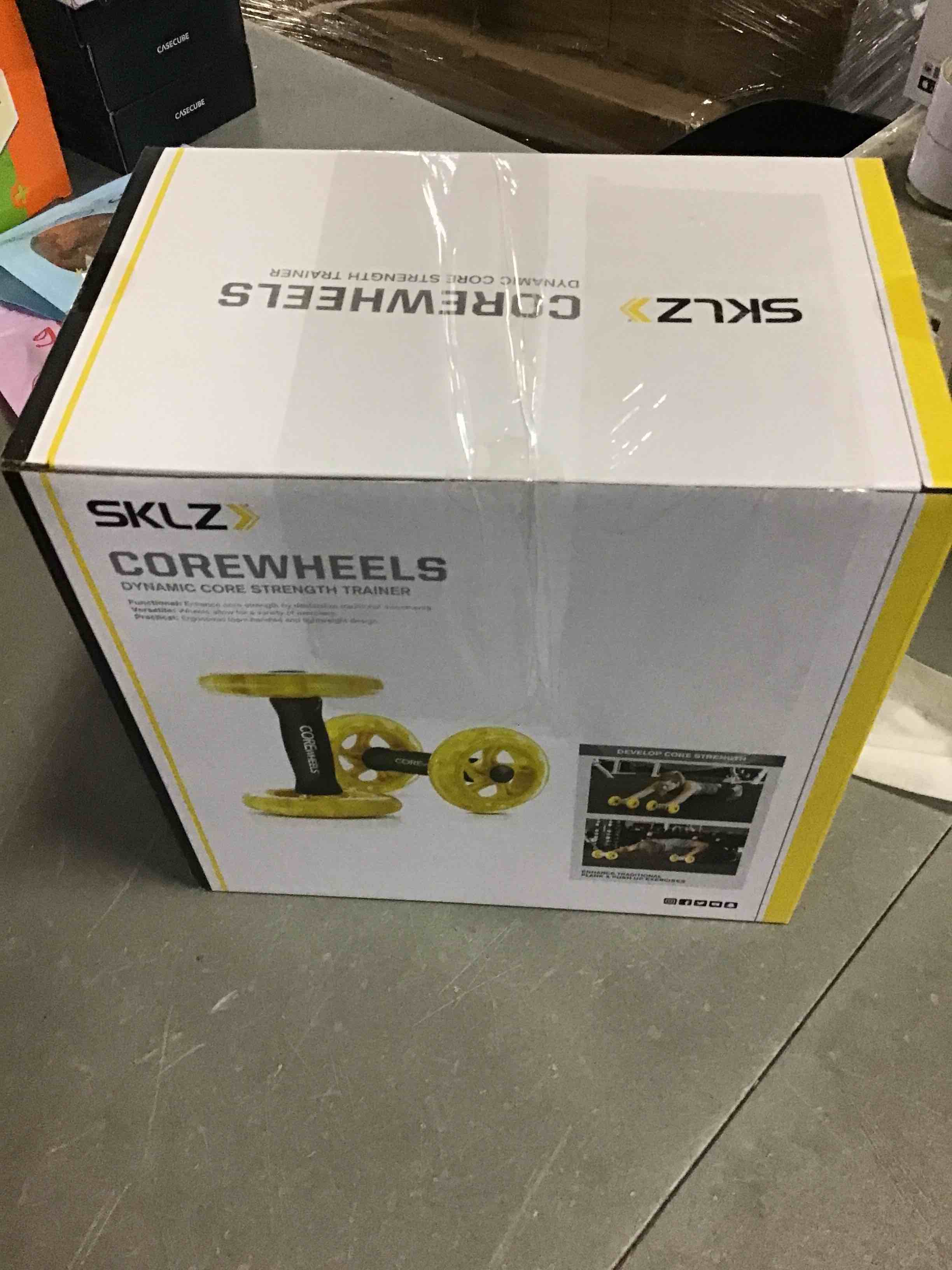 https://s3.amazonaws.com/lotting-images-prod/bidfta/RED5388433_1690291009853.jpeg
