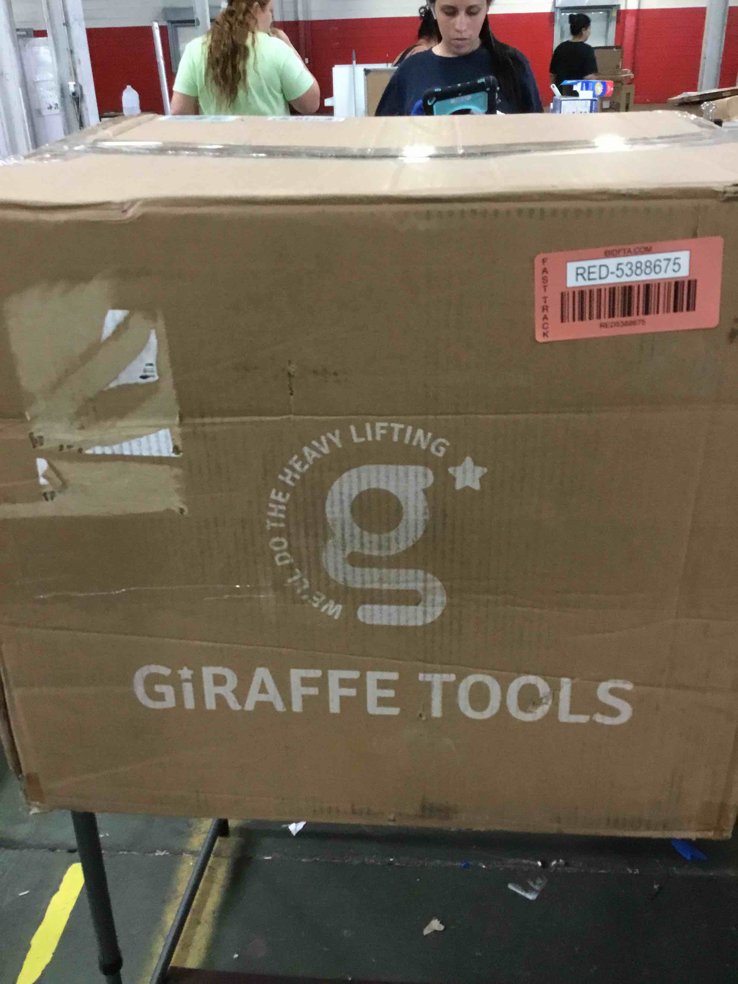 https://s3.amazonaws.com/lotting-images-prod/bidfta/RED5388675_1689016664115.jpeg