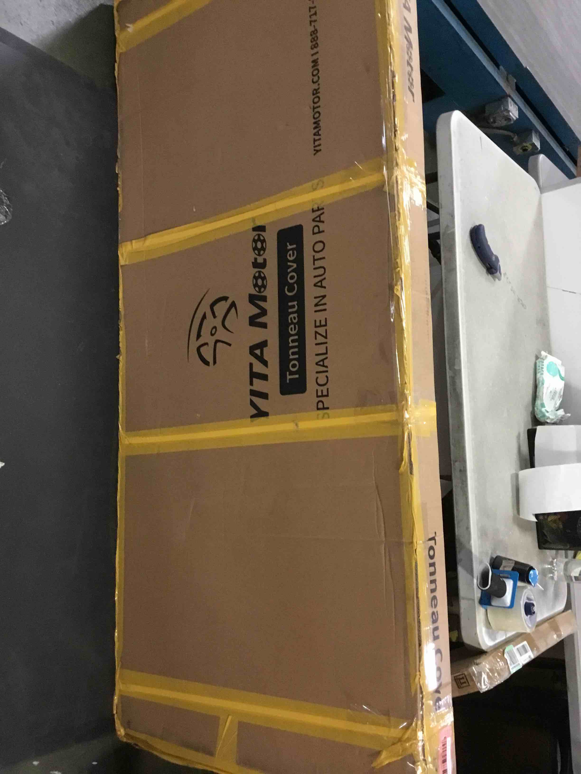 https://s3.amazonaws.com/lotting-images-prod/bidfta/RED5389424_1689619694472.jpeg