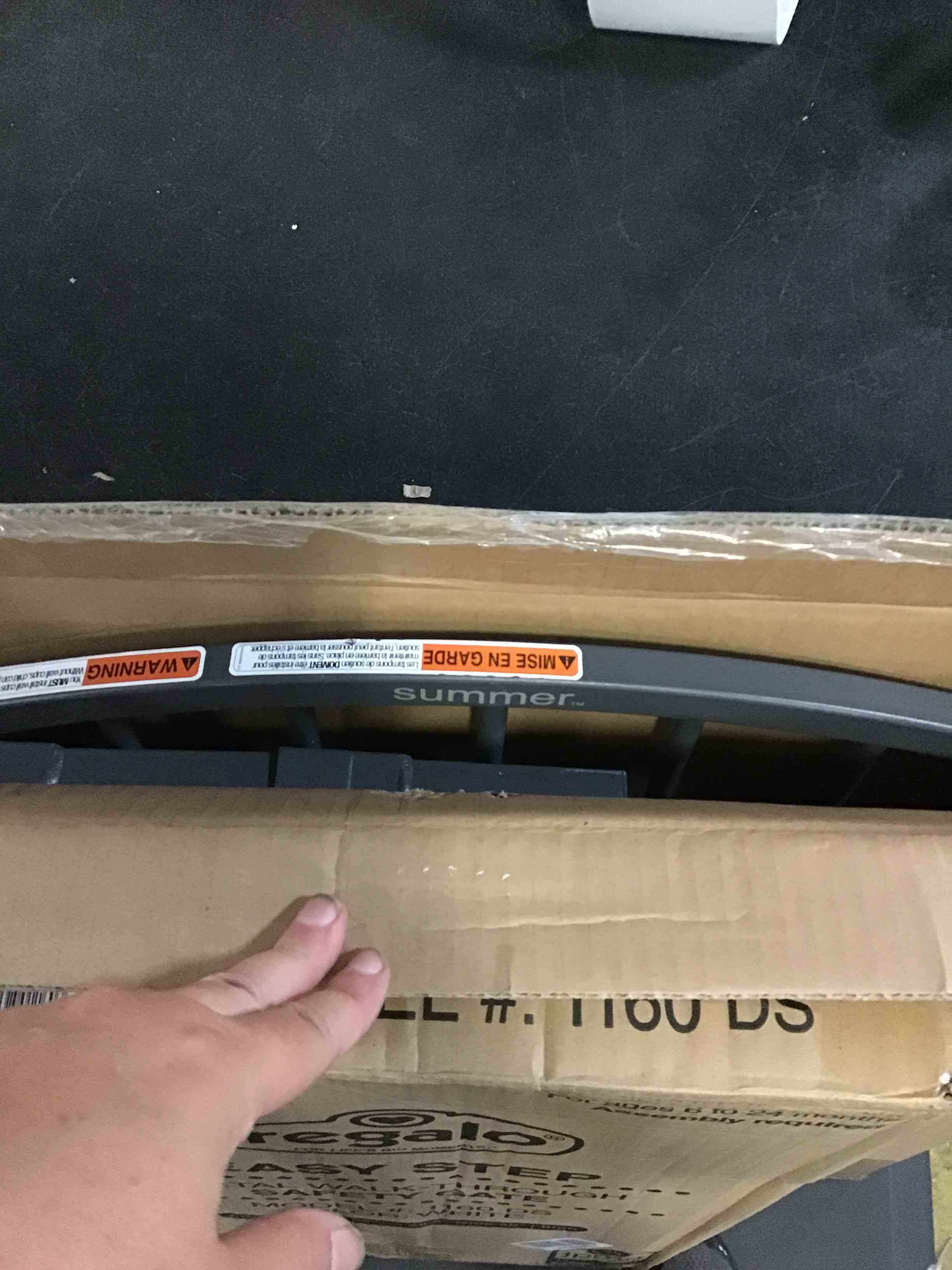 https://s3.amazonaws.com/lotting-images-prod/bidfta/RED5389694_1689768493030.jpeg