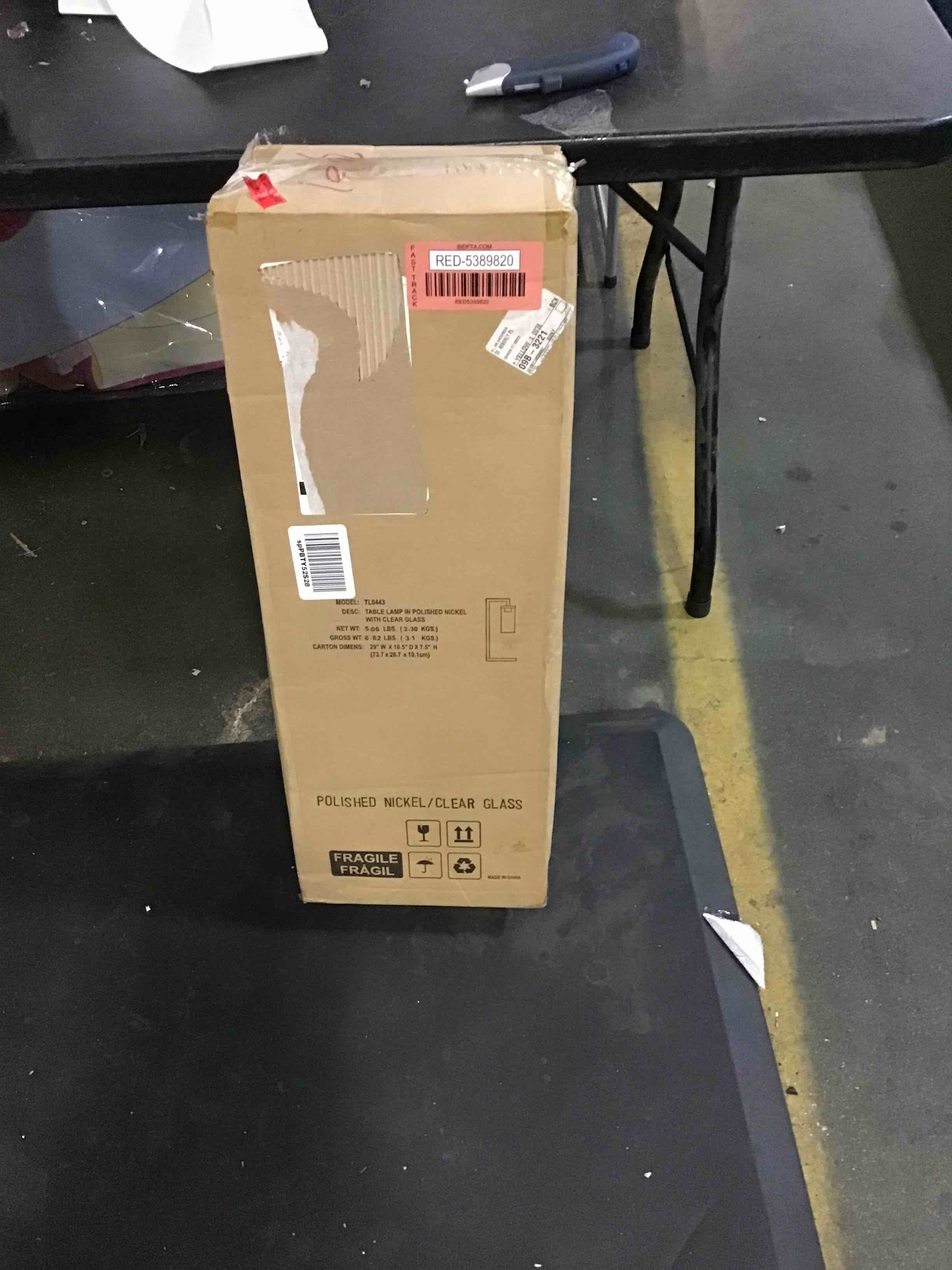 https://s3.amazonaws.com/lotting-images-prod/bidfta/RED5389820_1689782384252.jpeg