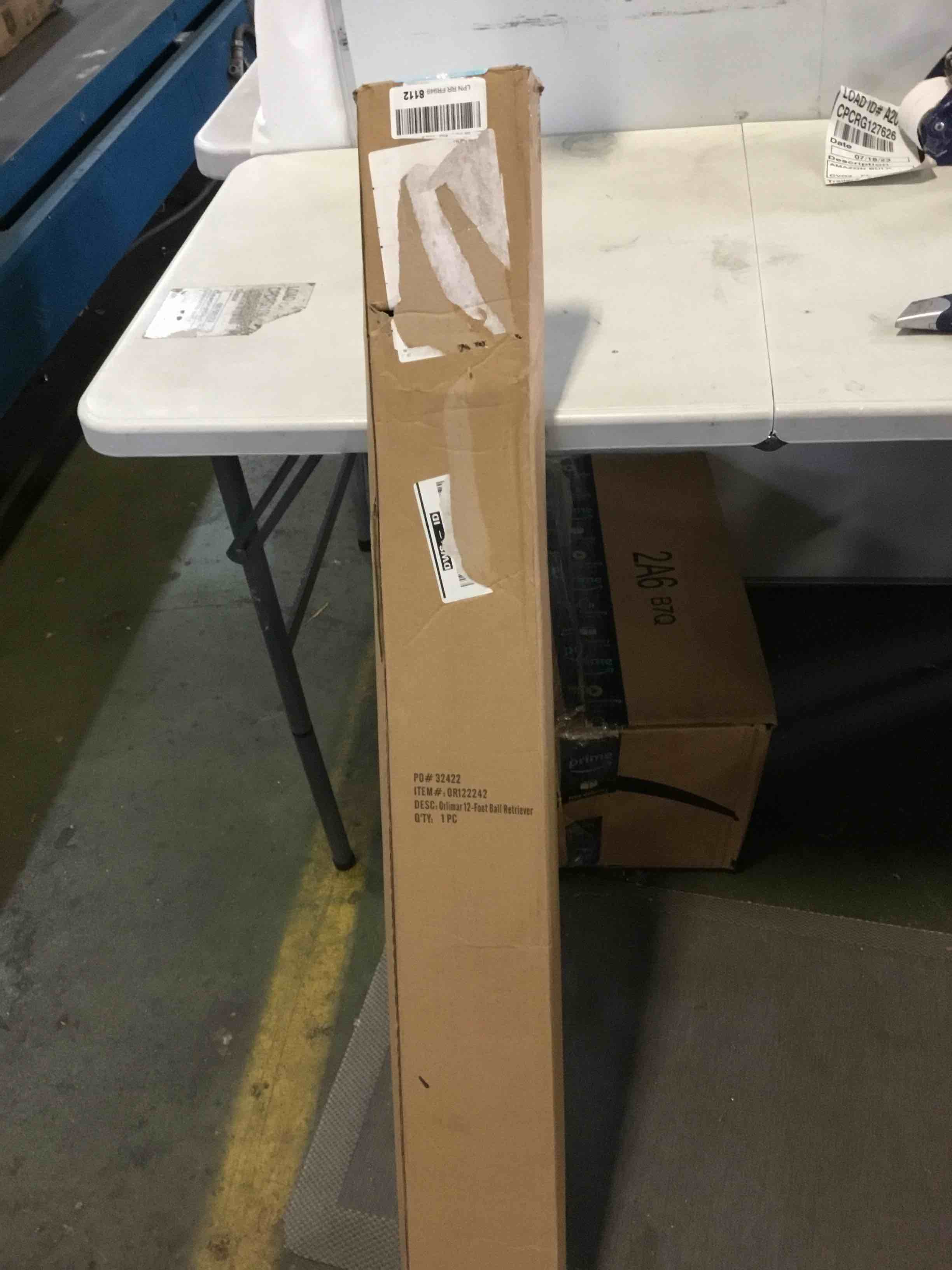 https://s3.amazonaws.com/lotting-images-prod/bidfta/RED5390969_1690393219633.jpeg