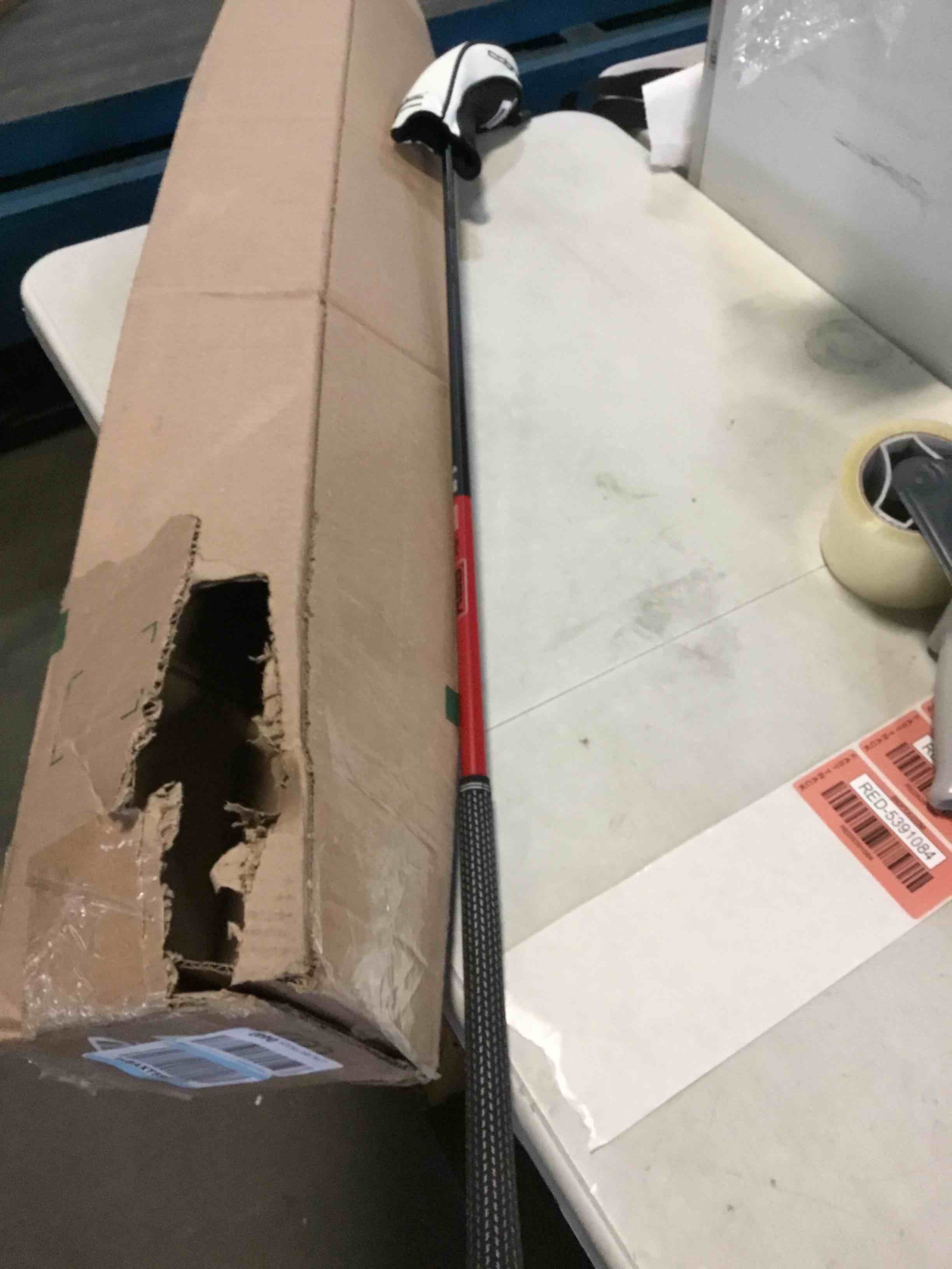 https://s3.amazonaws.com/lotting-images-prod/bidfta/RED5391084_1690401739134.jpeg