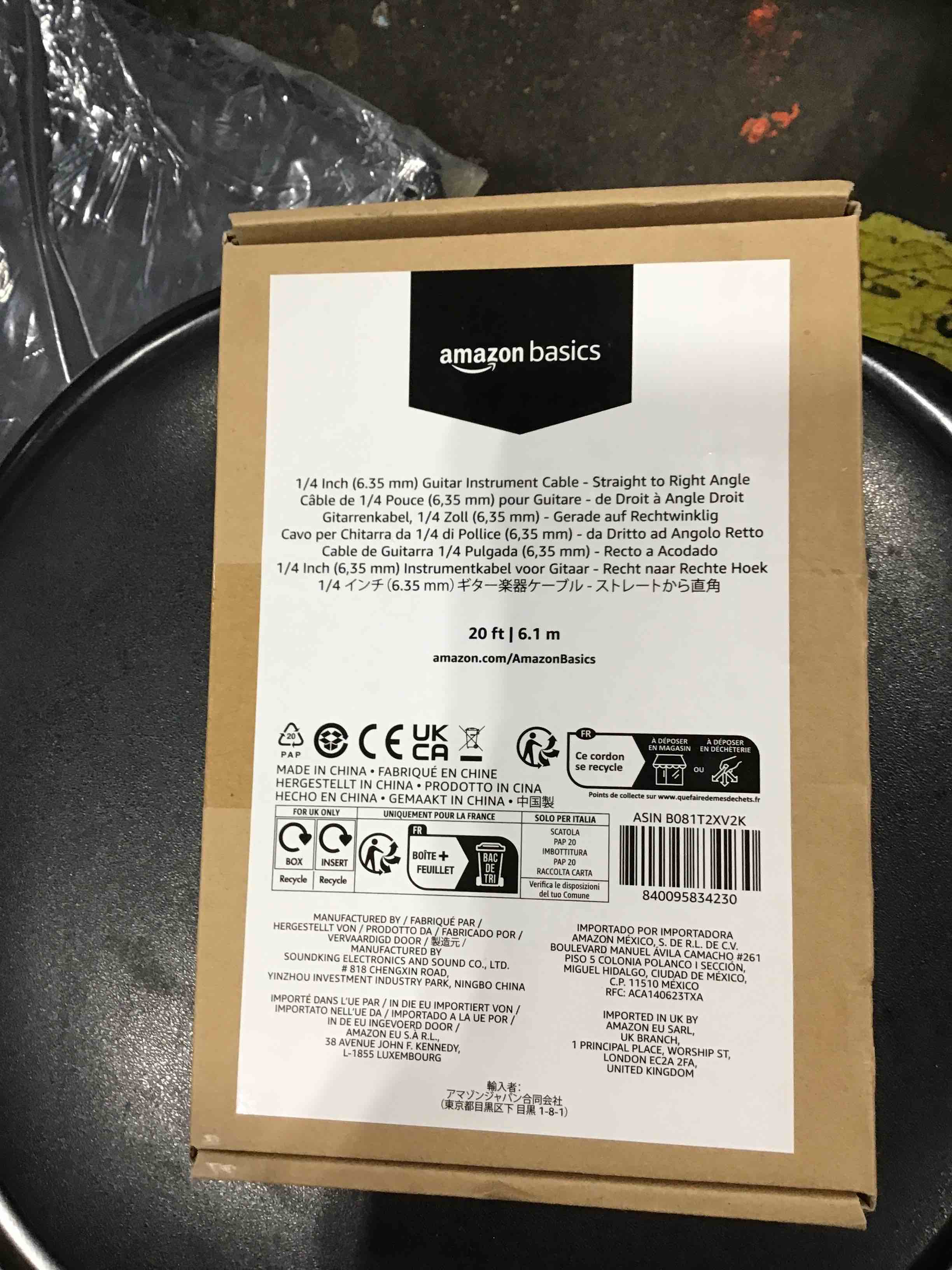 https://s3.amazonaws.com/lotting-images-prod/bidfta/RED5391487_1692993567910.jpeg