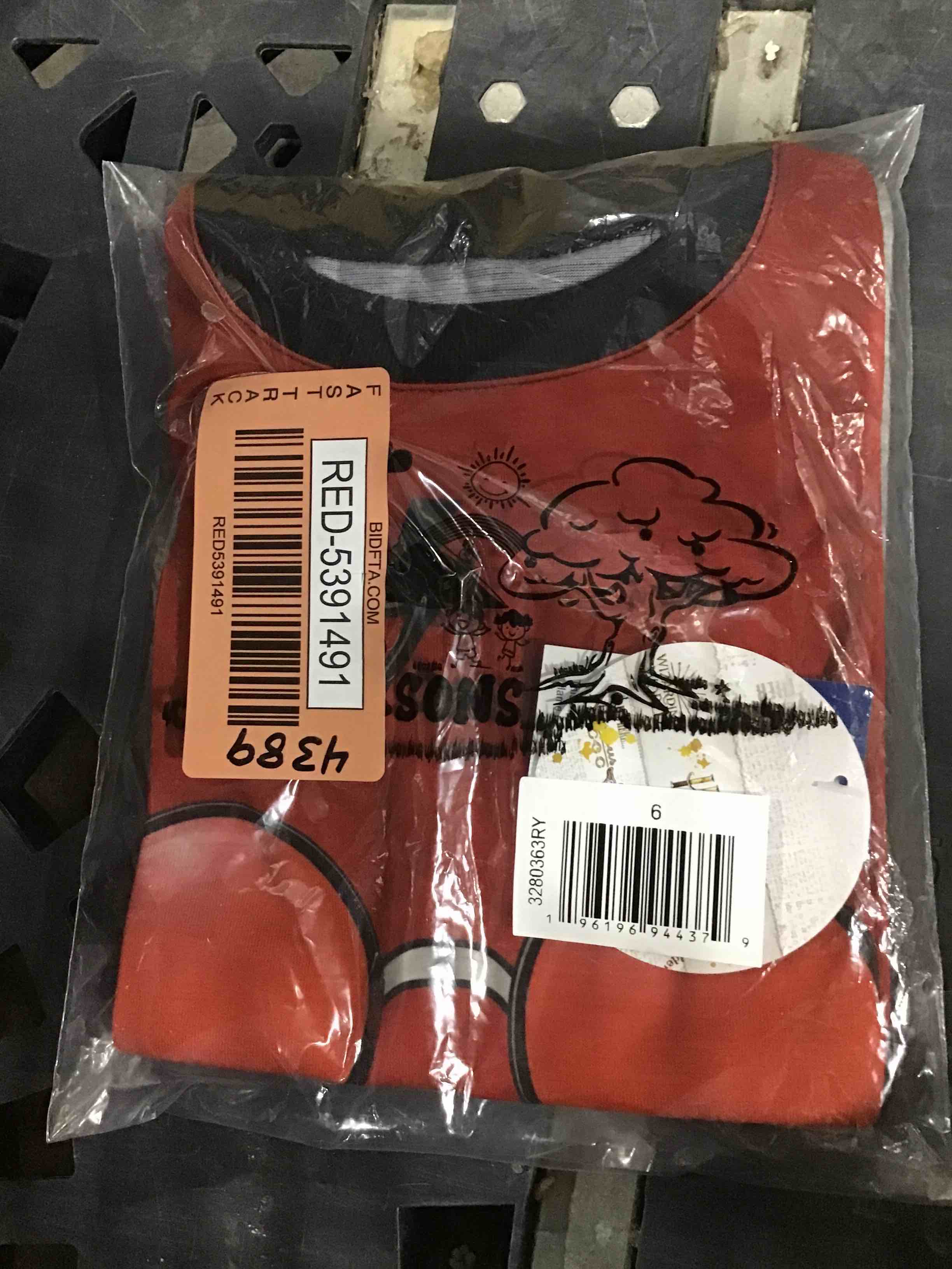 https://s3.amazonaws.com/lotting-images-prod/bidfta/RED5391491_1692996111495.jpeg