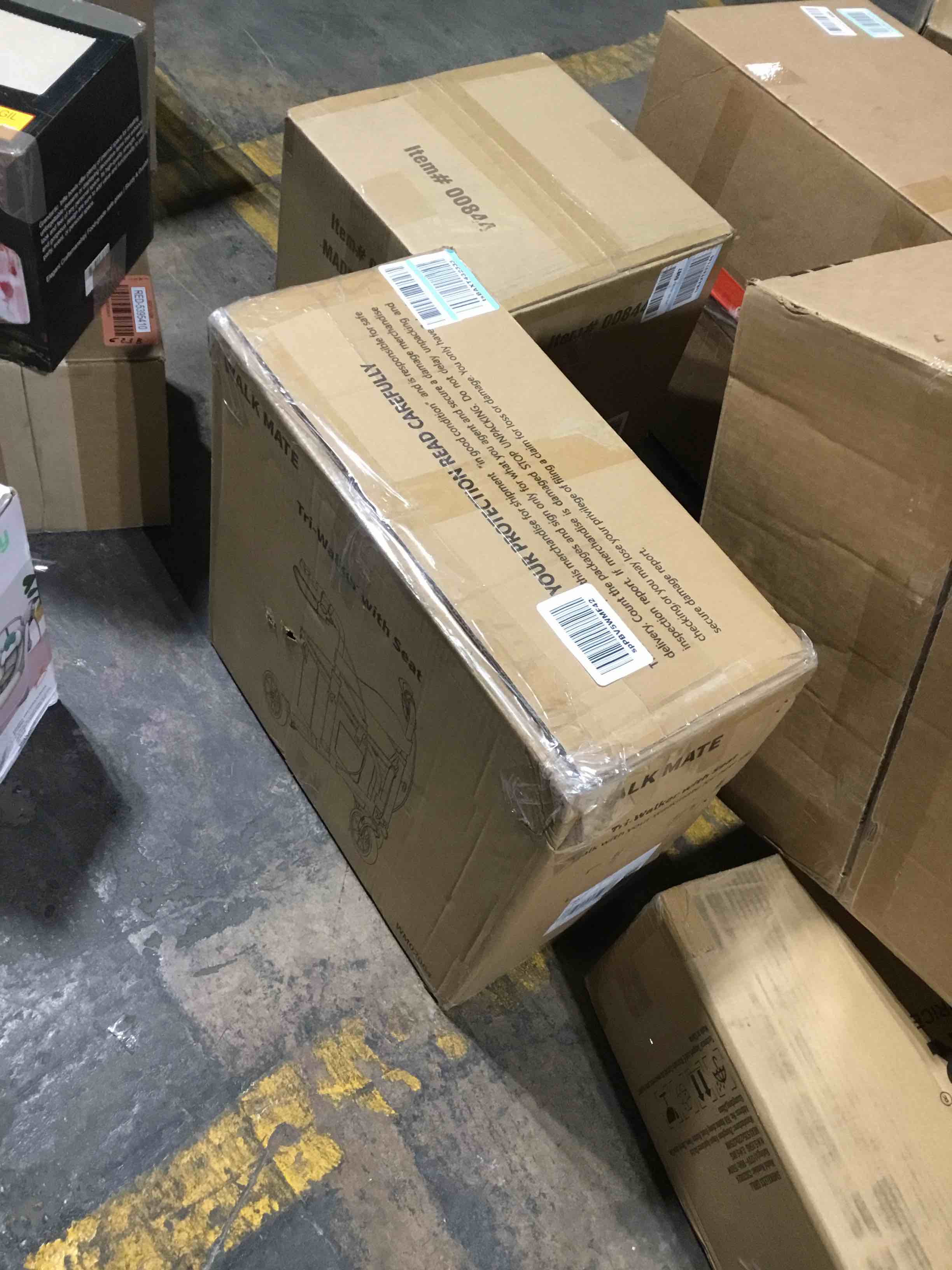 https://s3.amazonaws.com/lotting-images-prod/bidfta/RED5395413_1702127457842.jpeg