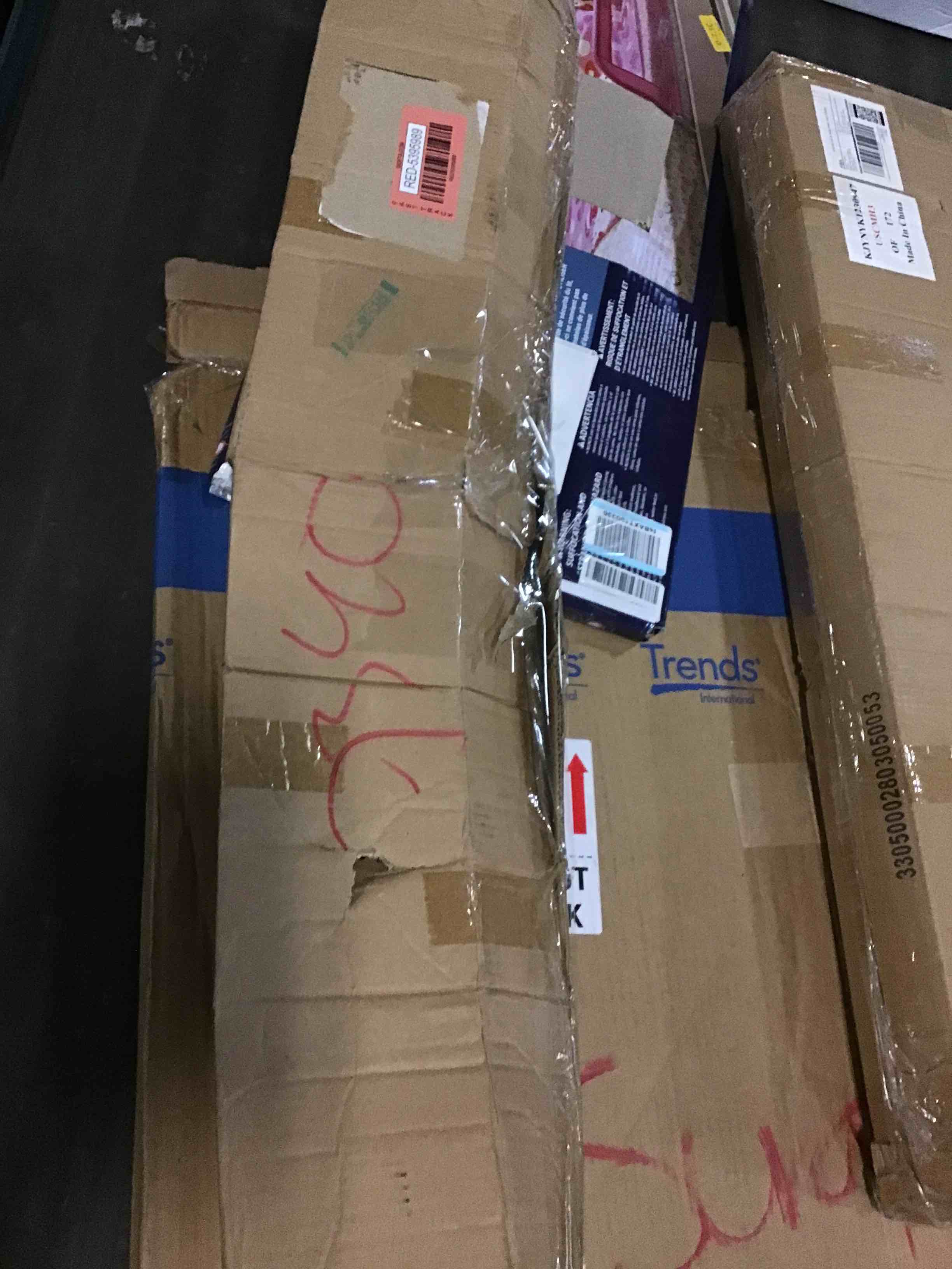 https://s3.amazonaws.com/lotting-images-prod/bidfta/RED5395989_1692018957372.jpeg