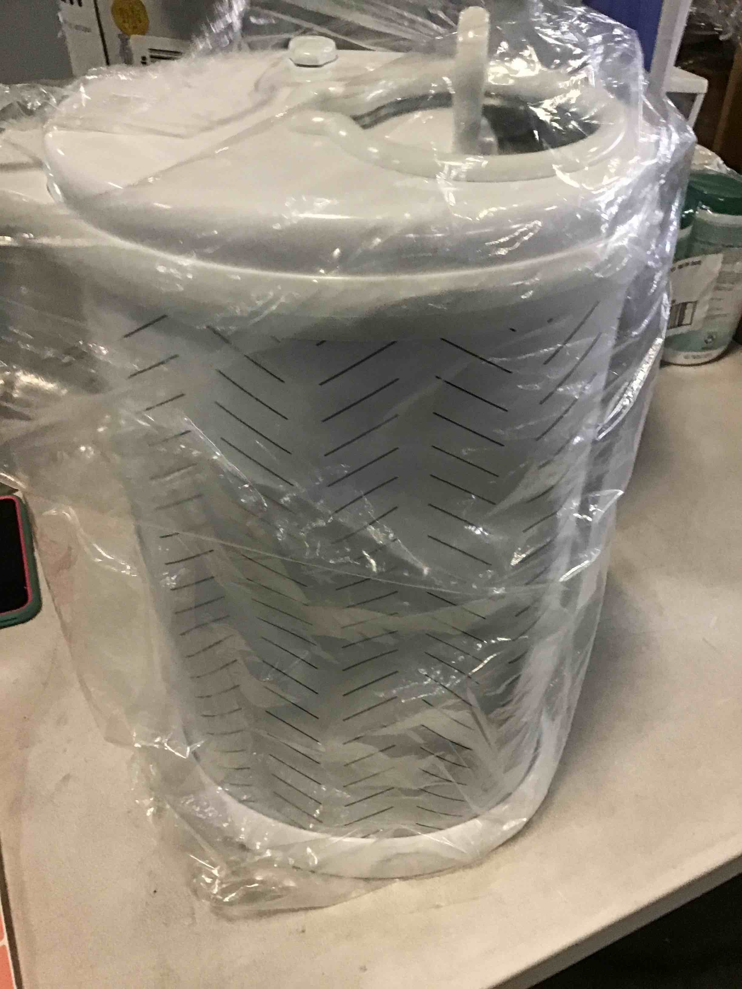 https://s3.amazonaws.com/lotting-images-prod/bidfta/RED5396117_1692042188074.jpeg