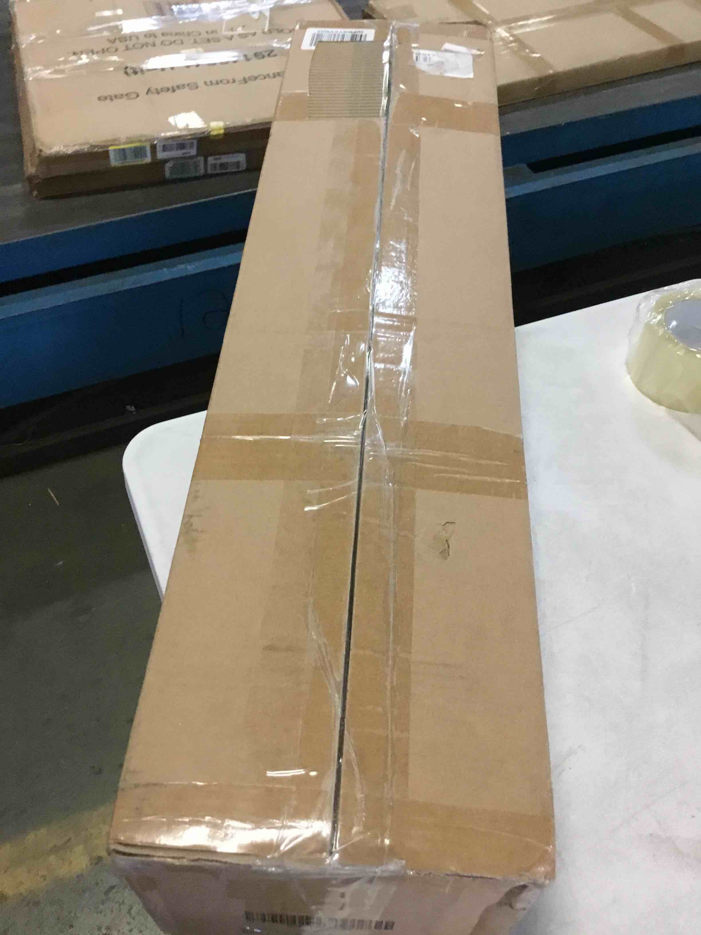 https://s3.amazonaws.com/lotting-images-prod/bidfta/RED5396255_1692123713846.jpeg