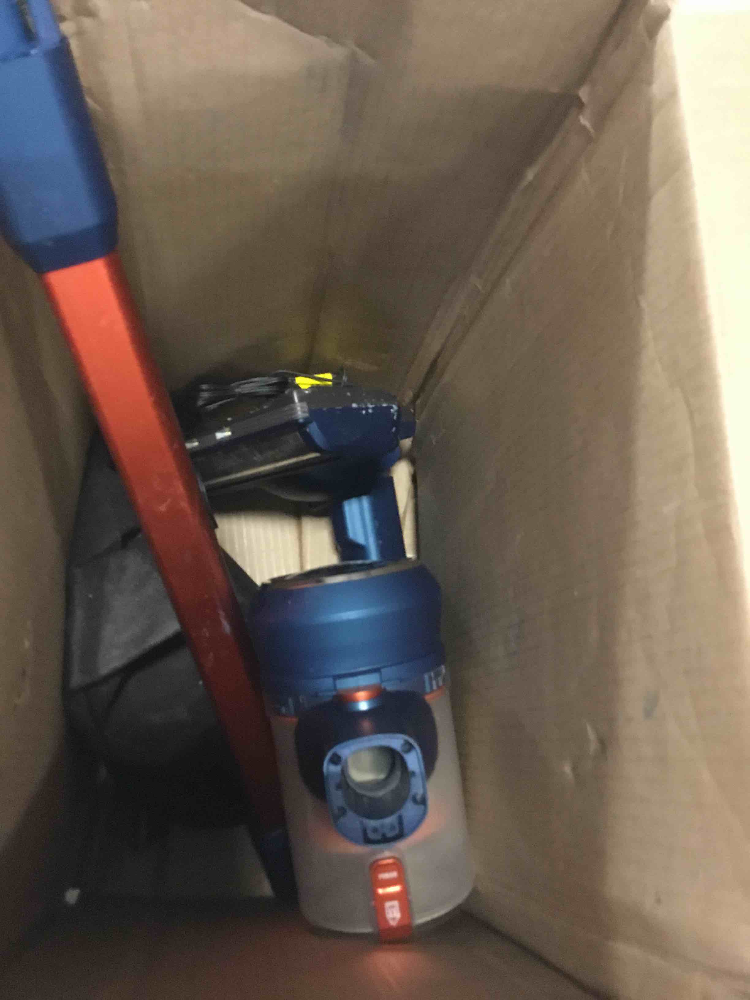 https://s3.amazonaws.com/lotting-images-prod/bidfta/RED5396330_1692188405678.jpeg