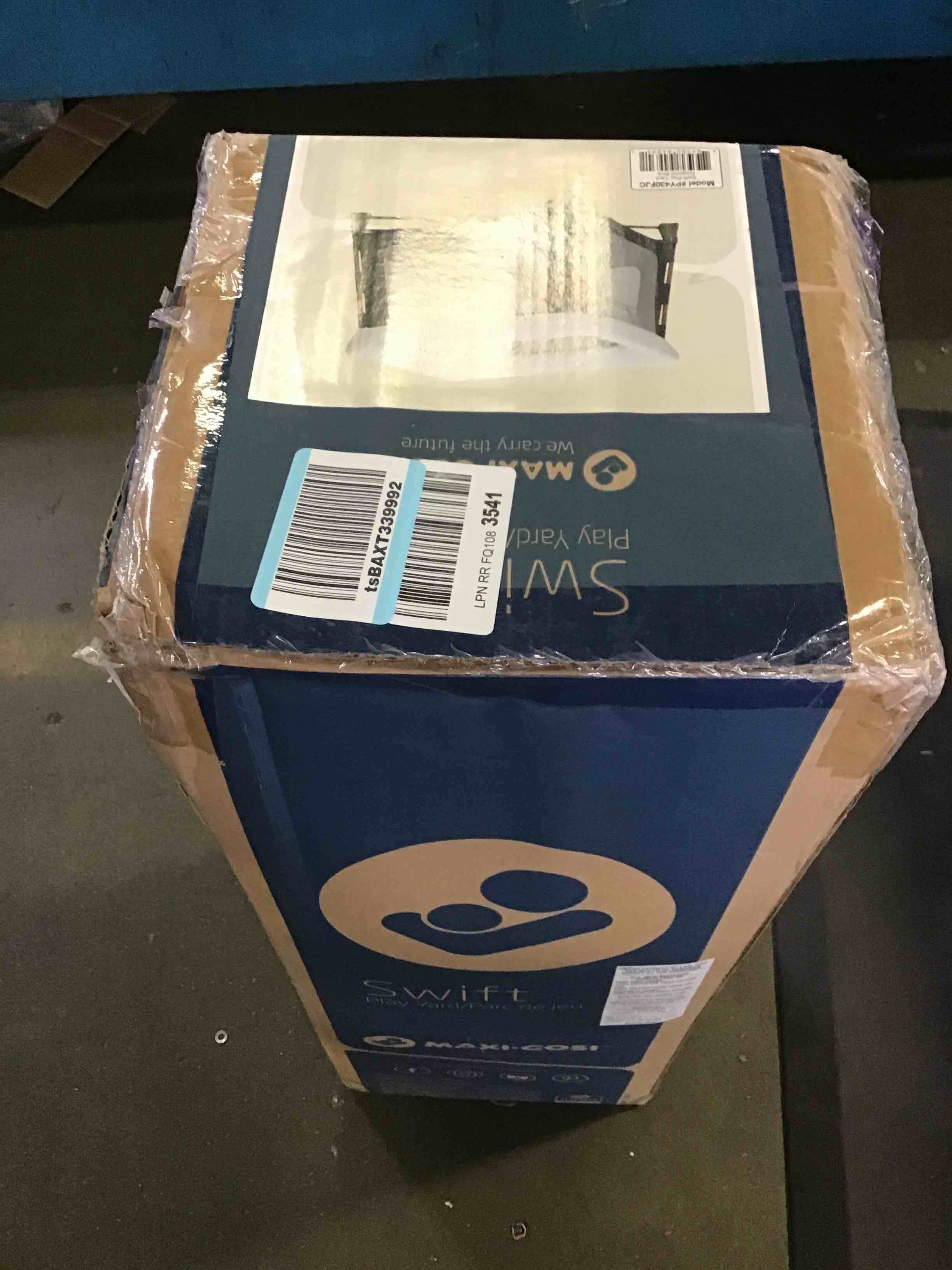 https://s3.amazonaws.com/lotting-images-prod/bidfta/RED5396591_1692293049952.jpeg