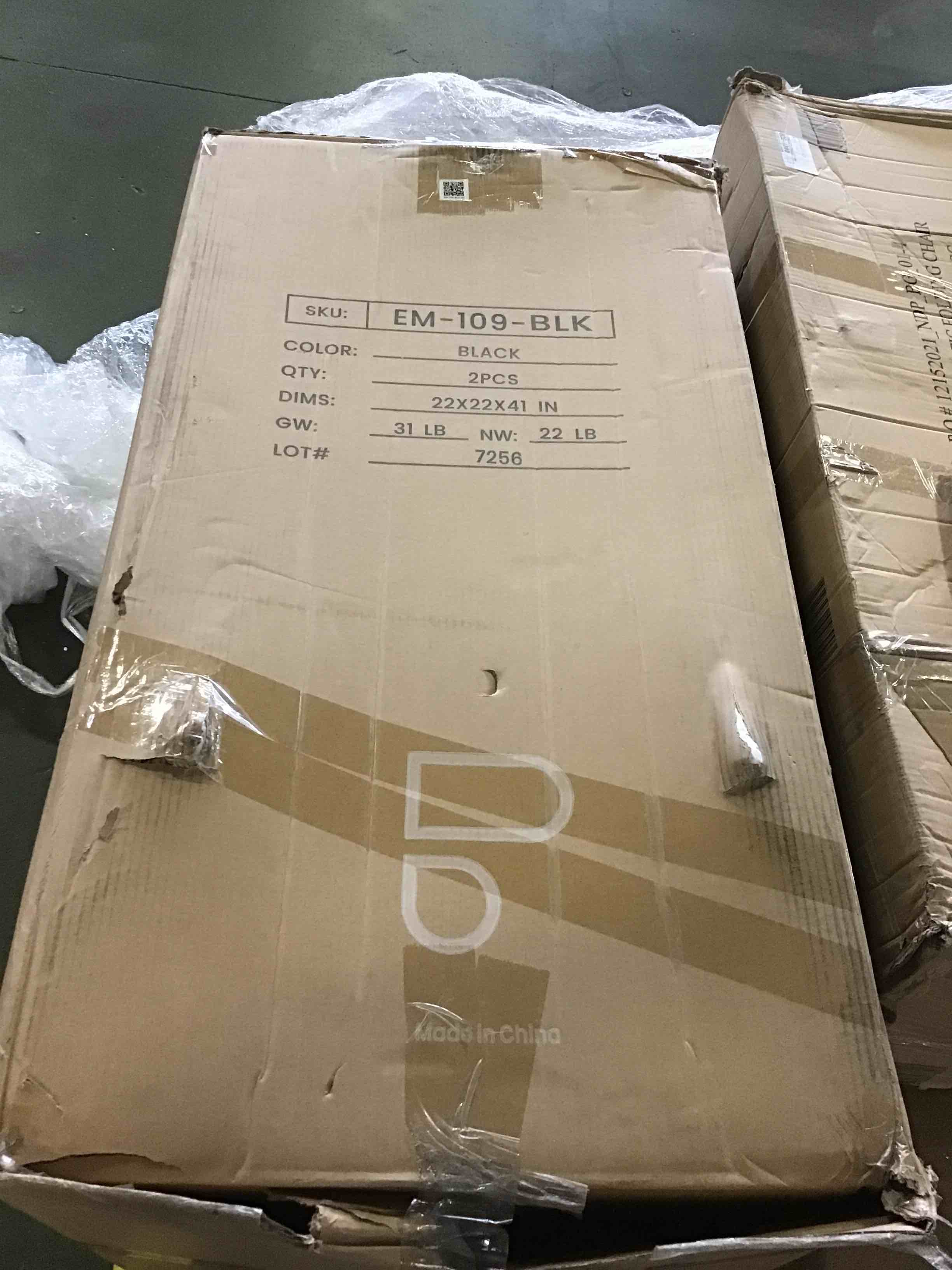 https://s3.amazonaws.com/lotting-images-prod/bidfta/RED5396594_1692293568402.jpeg