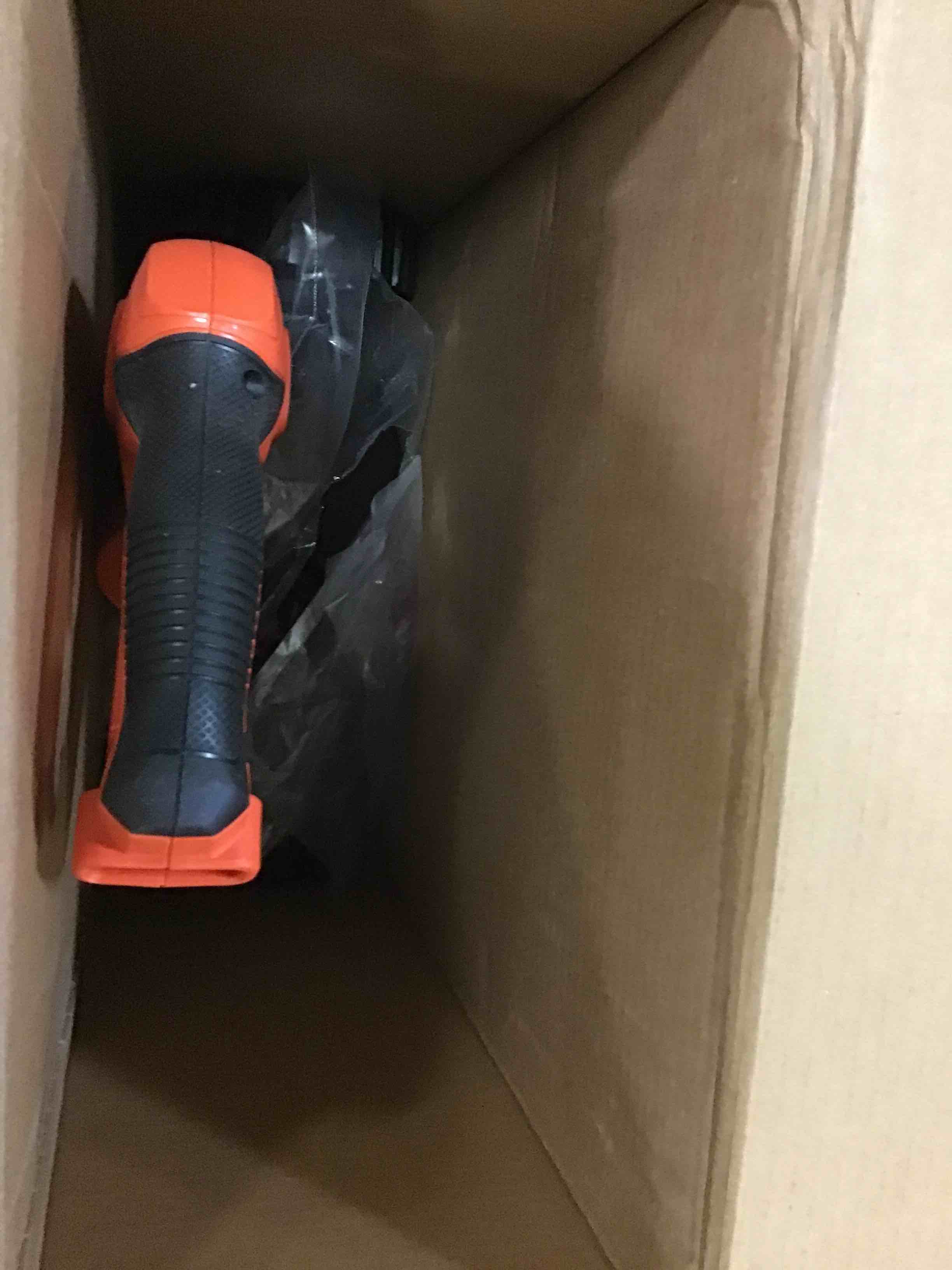 https://s3.amazonaws.com/lotting-images-prod/bidfta/RED5397003_1692728529139.jpeg