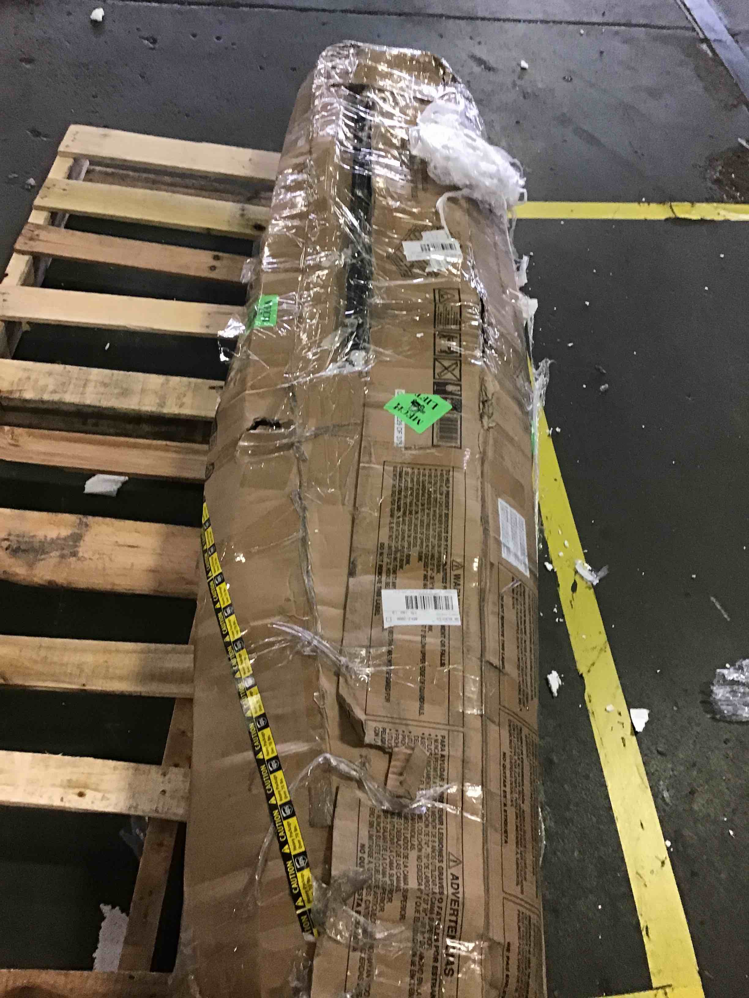 https://s3.amazonaws.com/lotting-images-prod/bidfta/RED5397329_1692891069613.jpeg
