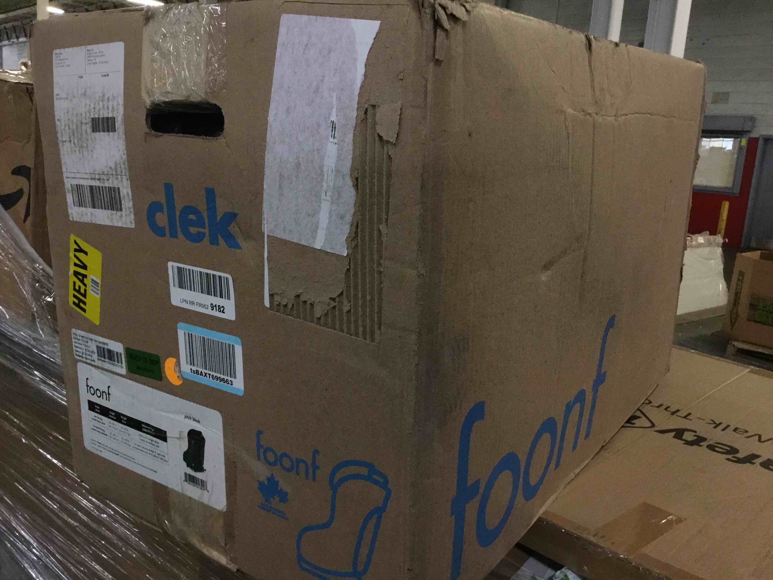 https://s3.amazonaws.com/lotting-images-prod/bidfta/RED5397577_1691254321686.jpeg
