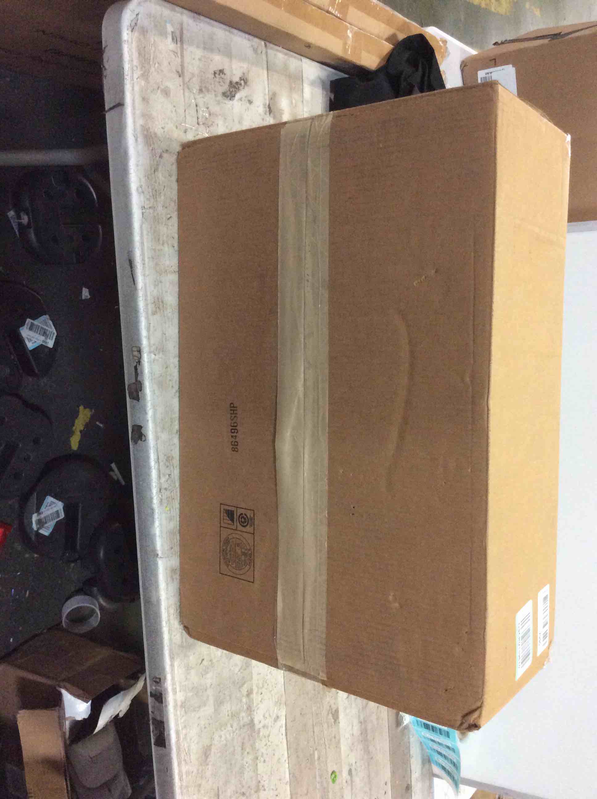 https://s3.amazonaws.com/lotting-images-prod/bidfta/RED5398489_1692187438063.jpeg