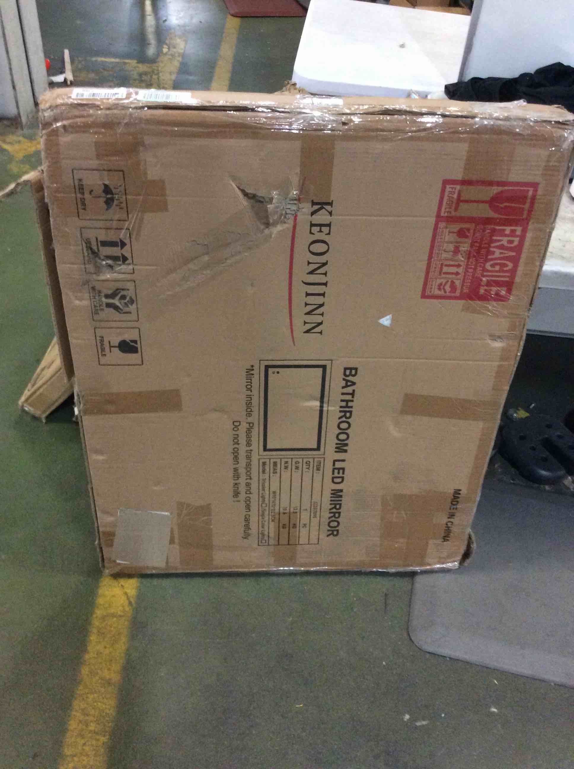 https://s3.amazonaws.com/lotting-images-prod/bidfta/RED5398629_1692215089879.jpeg